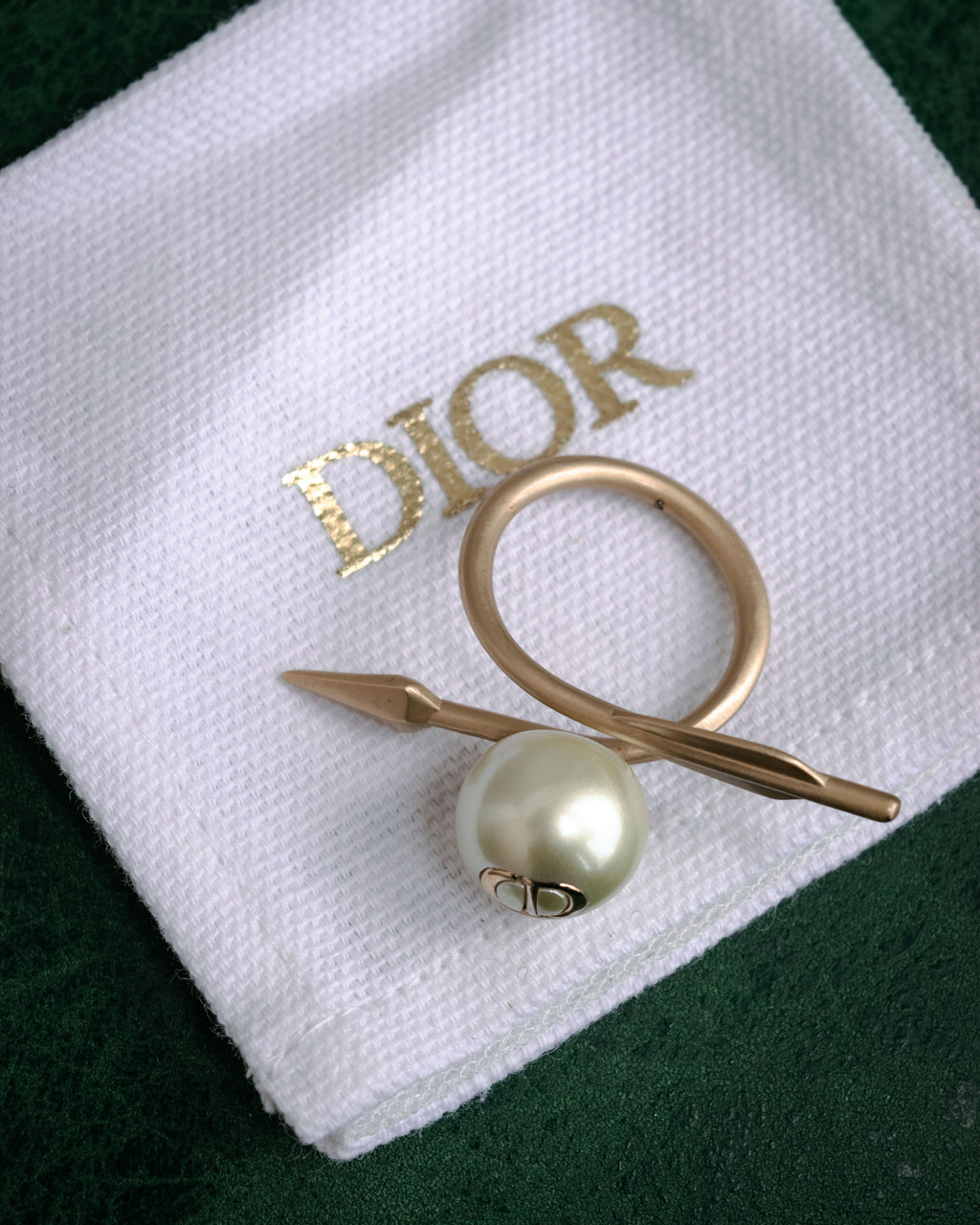 –SPECIAL– “DIOR” 2017-present Arrow pearl CD open ring