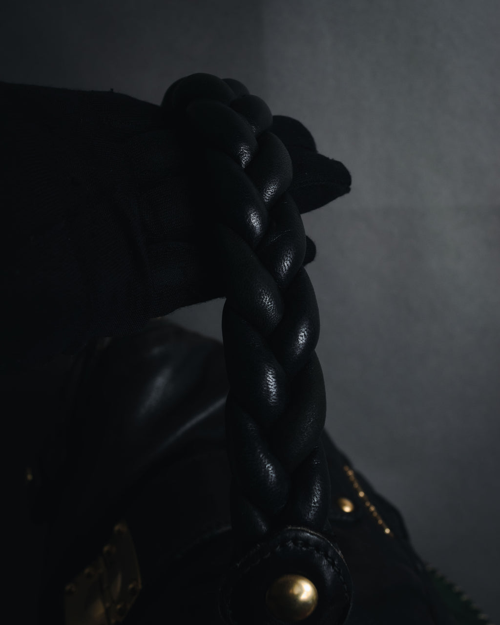 –SPECIAL– "miu miu" 00’s archival matelassé coffer bag