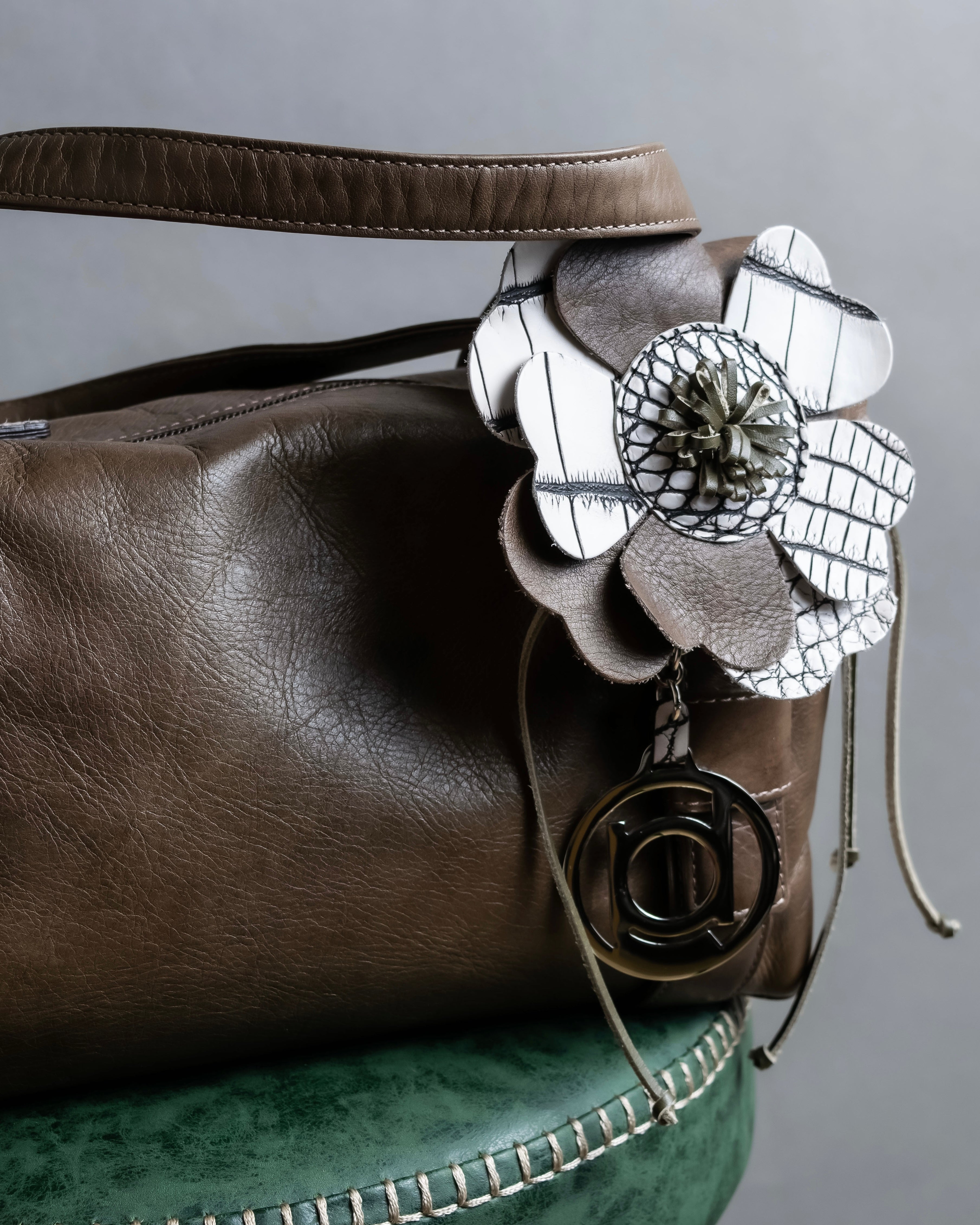 "BEAUGRAND" Flower motif crocodile design leather one handle bag