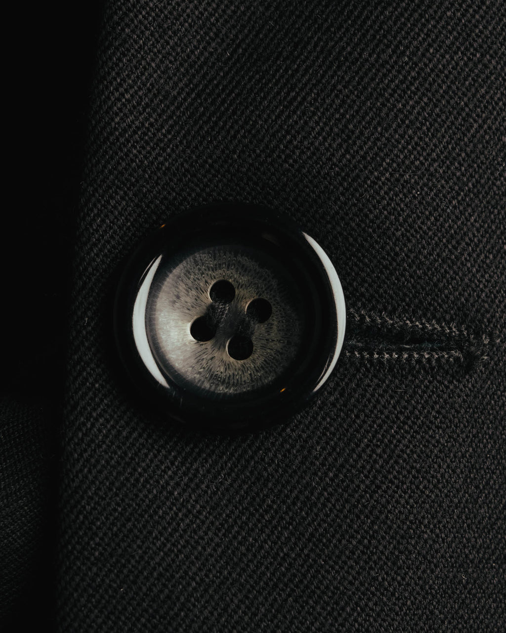 "GR 816" 90's Minimal black tailored blazer