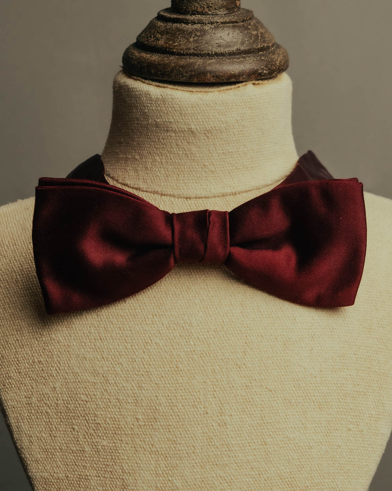 “Christian Dior” Late 80’s-90’s monsieur burgundy satin bow tie