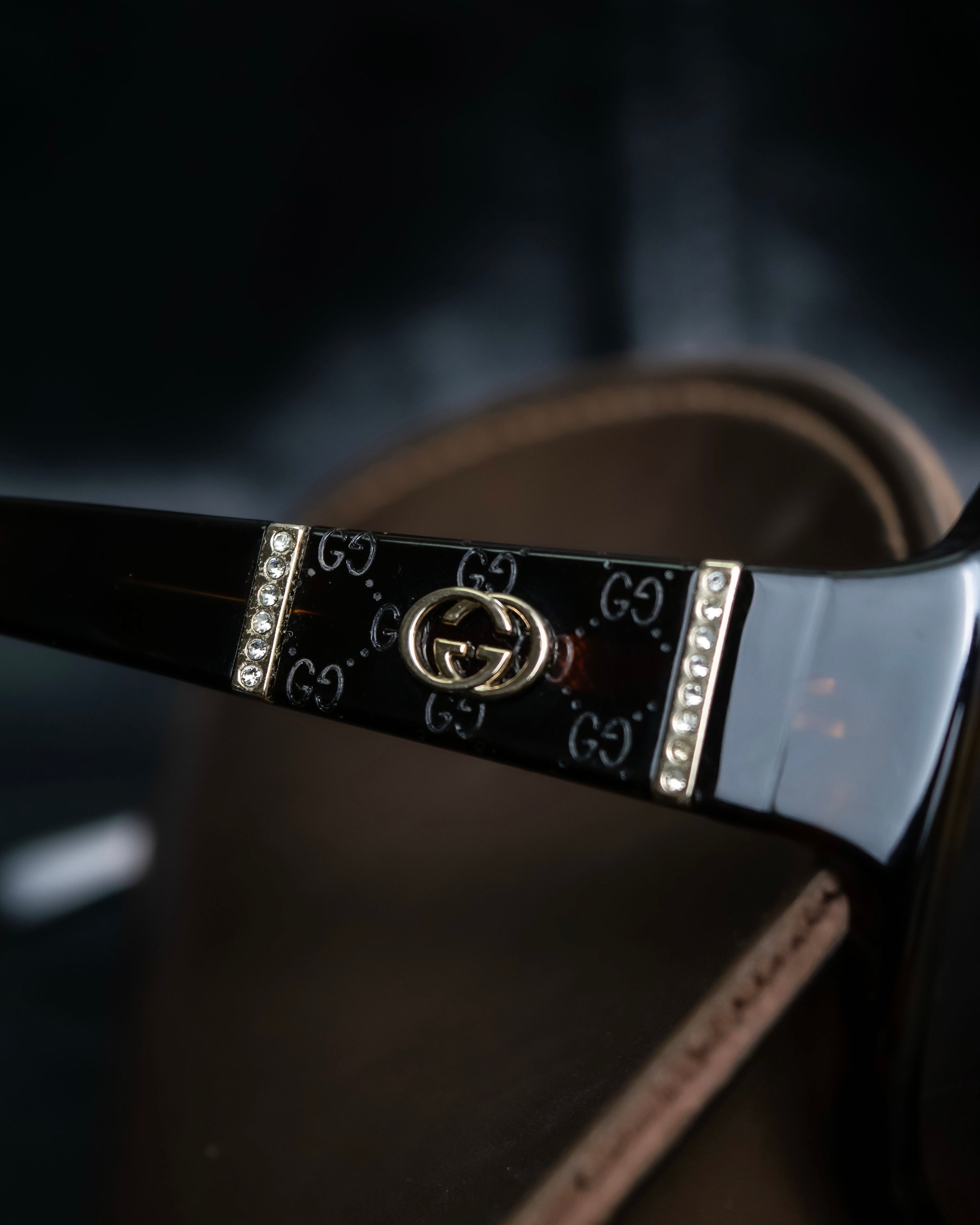 "GUCCI" Dark brown GG accent sunglasses