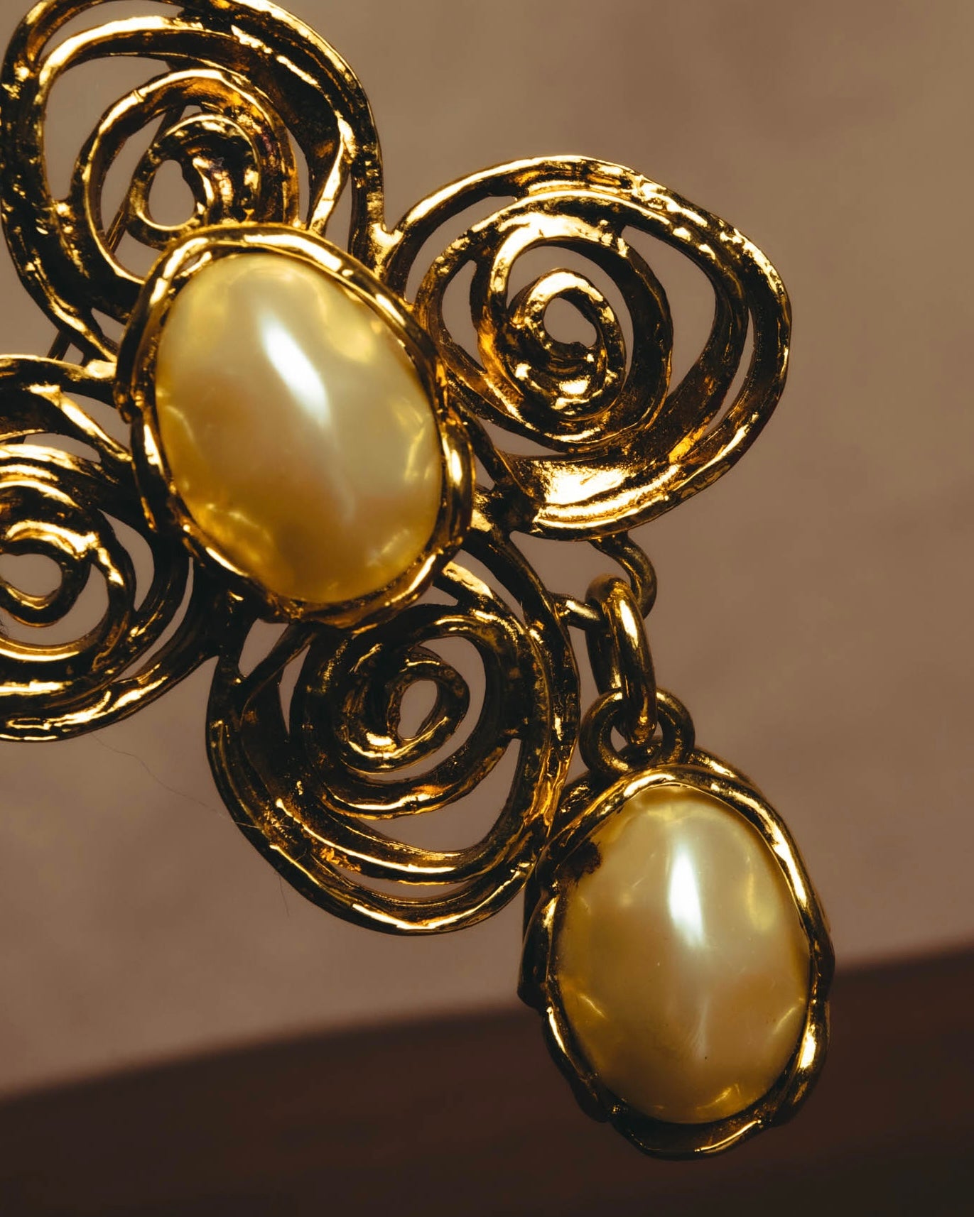"Yves Saint Laurent" 80's-90's Baroque faux pearl brooch