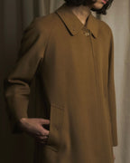 Abrigo de lana y cachemira con cierre frontal tipo fly de los años 80-90 de BURBERRYS