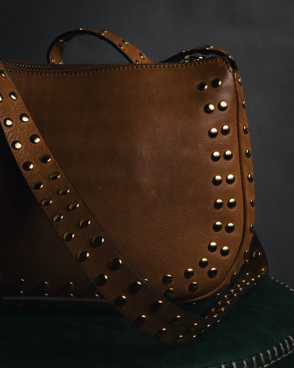 "MARNI" 2010’s-20’s studded leather shoulder bag