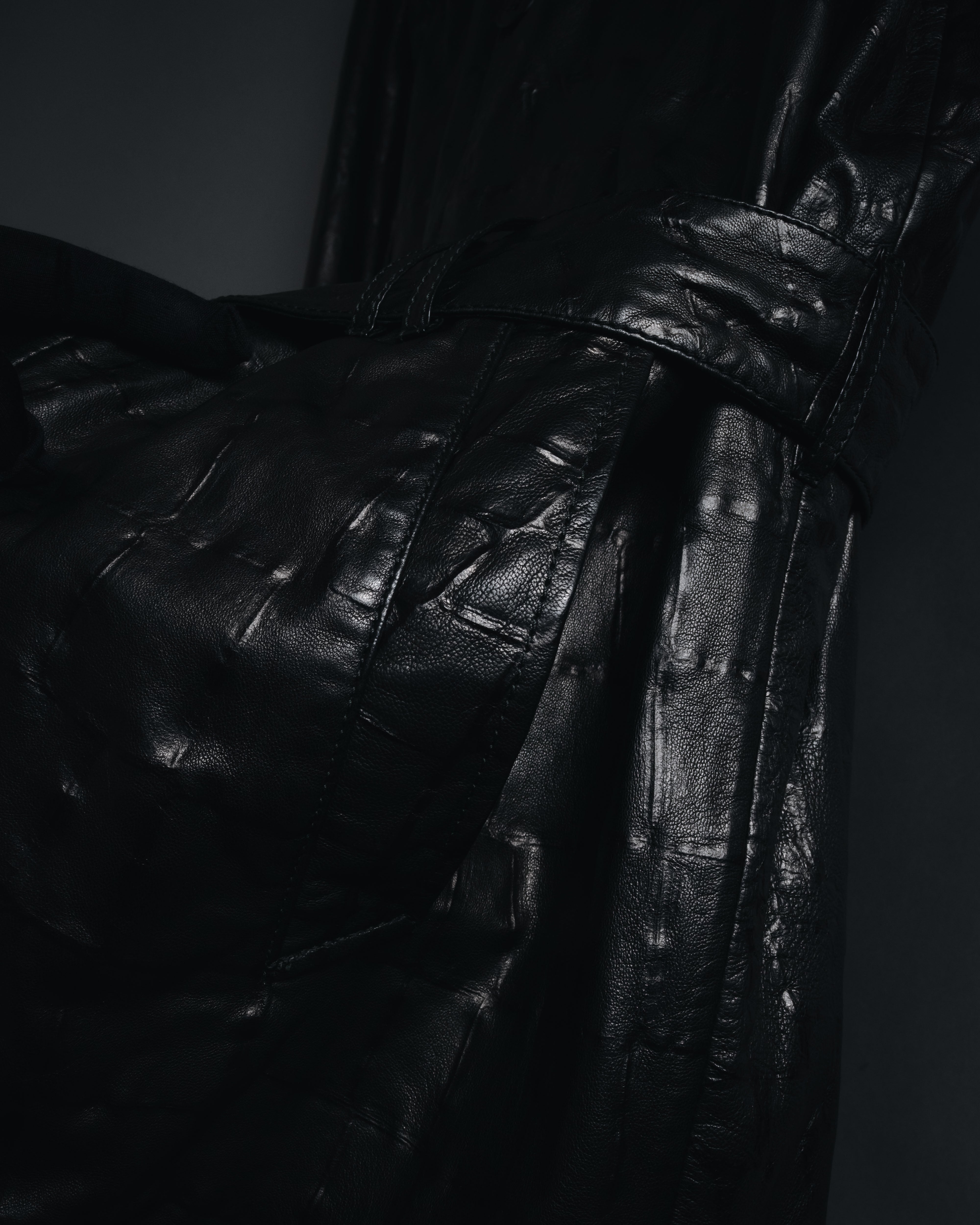 EMPORIO ARMANI (エンポリオアルマーニ) - ラムレザー トレンチコート