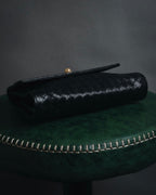 –SPECIAL– "BOTTEGA VENETA"
Late 80s–Early 90s Intrecciato trapezoid leather bag