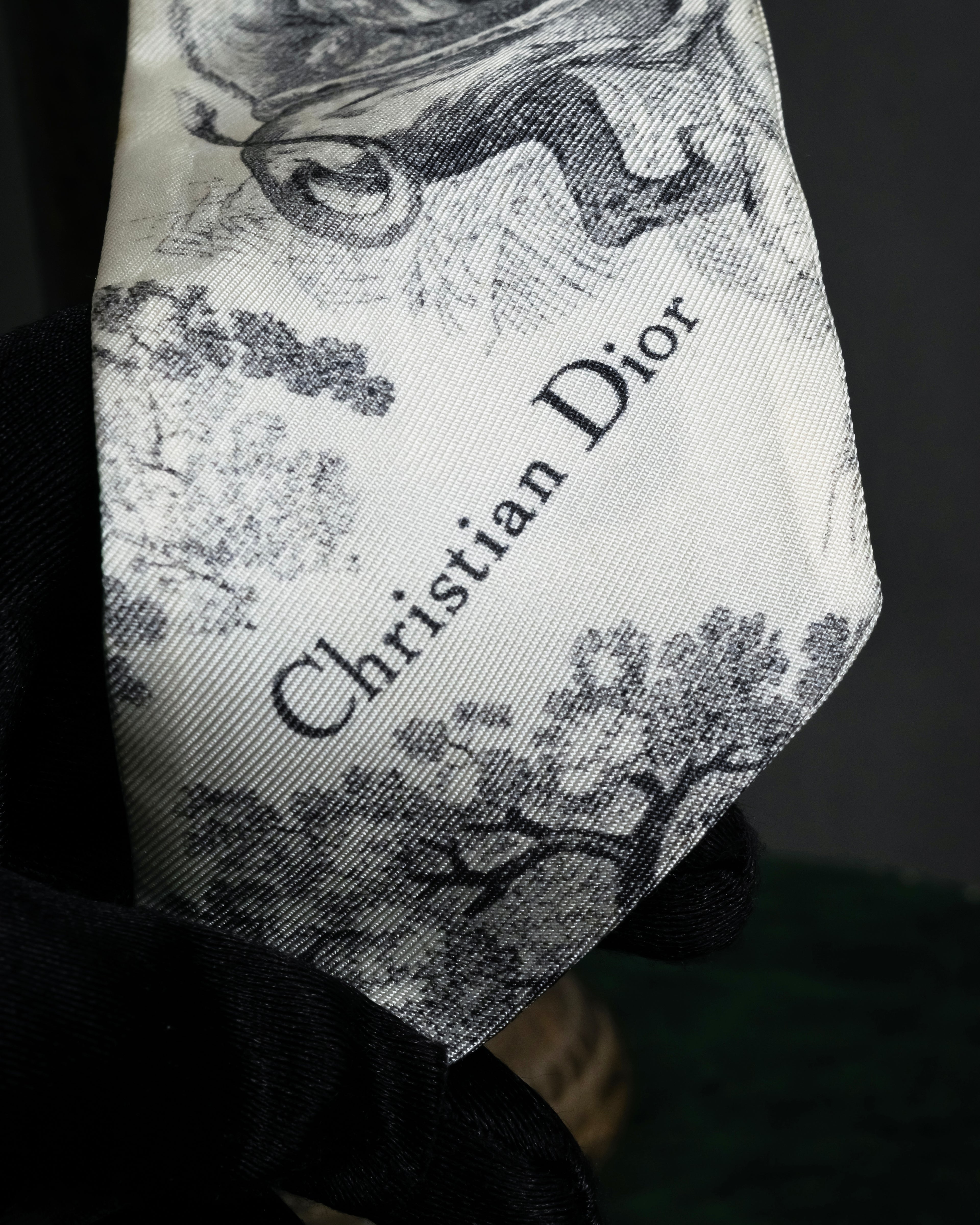-MOOD Christmas Collection-
"Dior" Maria Grazia Chiuri Toile de Jouy motif silk scarf