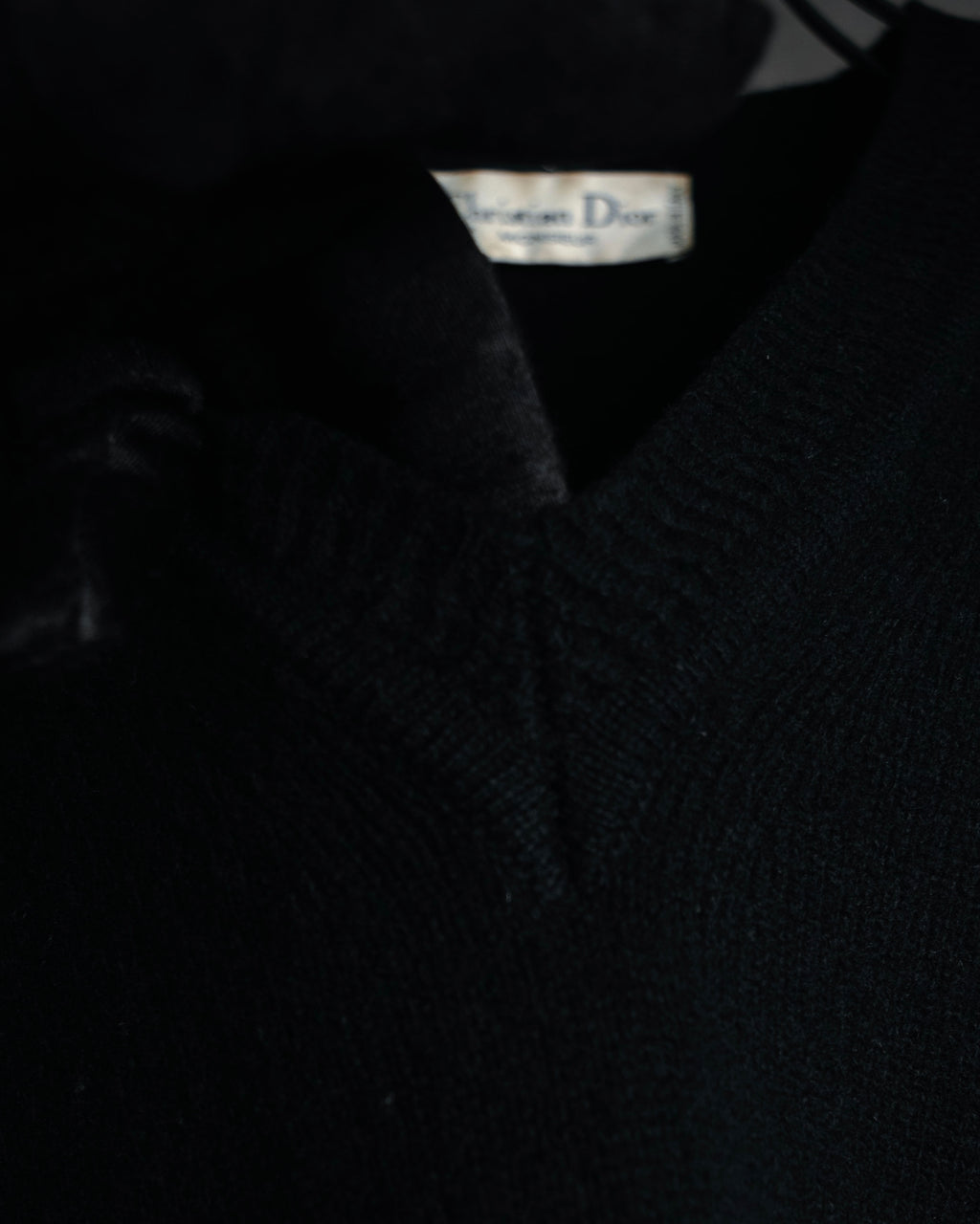 “Christian Dior MONSIEUR” 80’s-90’s Deep v-neck pure wool knit