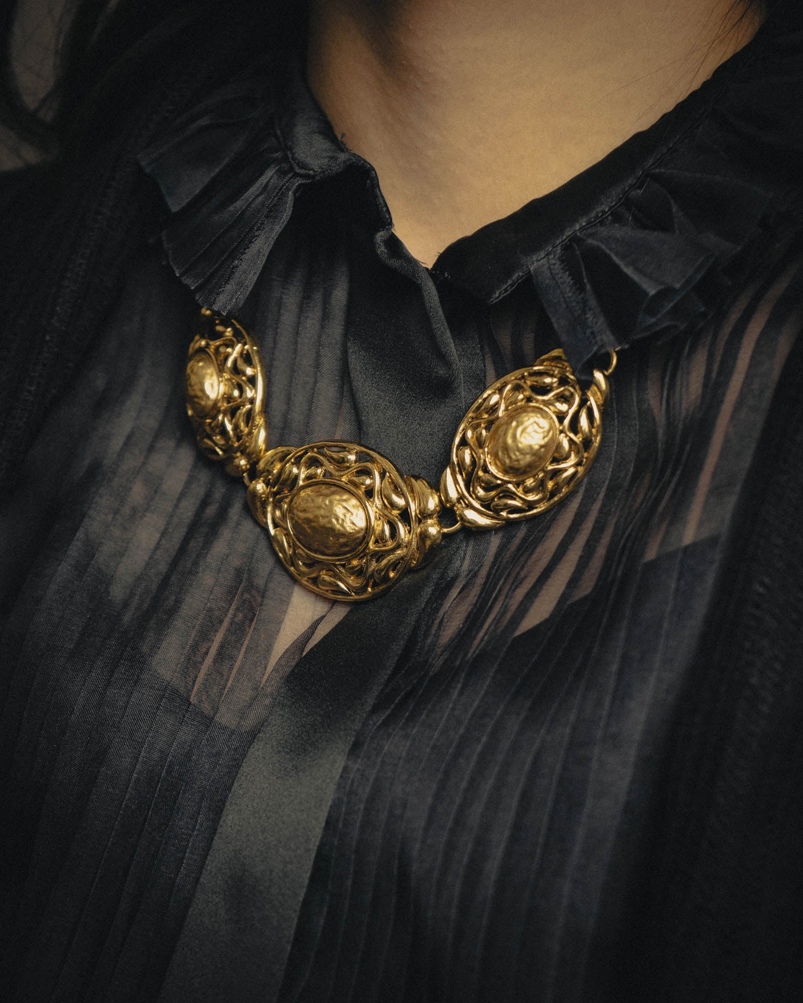 -SPECIAL- “YVES SAINT LAURENT” 80’s-90’s Baroque statement necklace