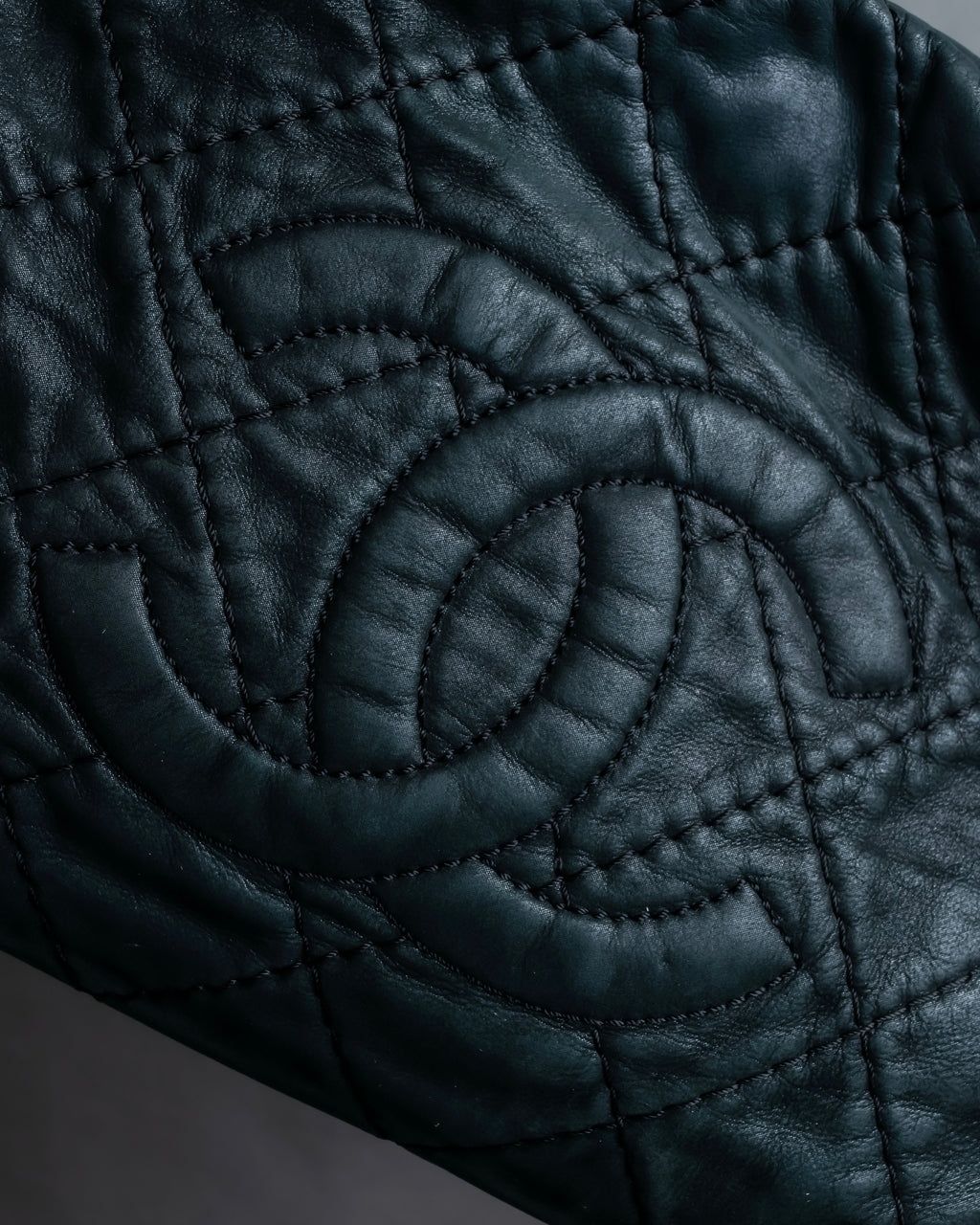 "CHANEL" Karl Lagerfeld design Matelasse chain Black shoulder bag