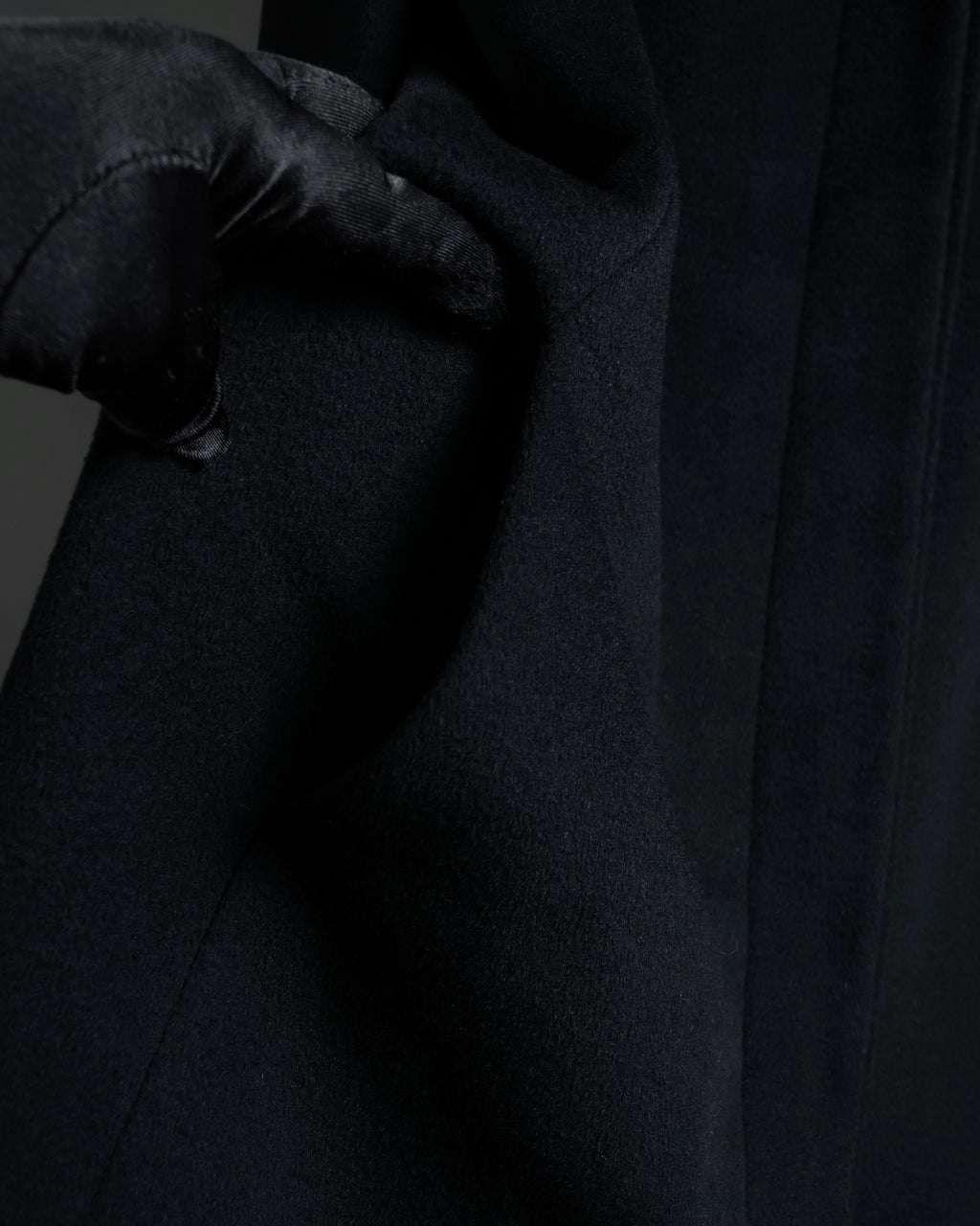 "FENDI" 00's-10's Karl Lagerfeld design shaped long coat