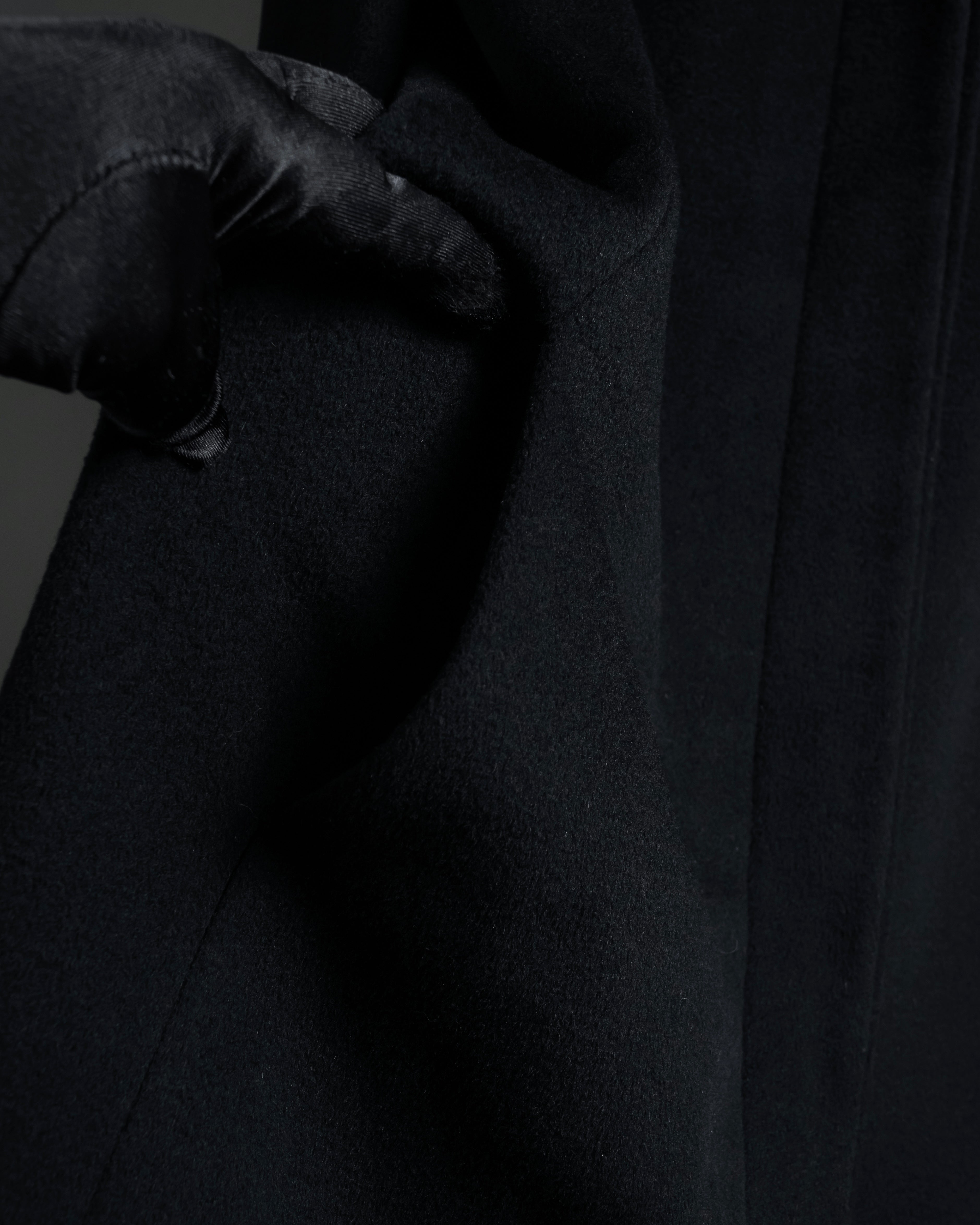 "FENDI" 00's-10's Karl Lagerfeld design shaped long coat