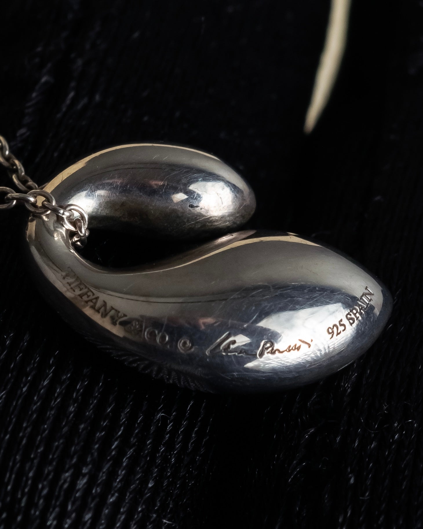 "Tiffany&Co" Elsa Peretti double teardrop motif pendant