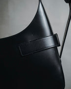 "Salvatore Ferragamo" 90’s-00’s minimalist gancini buckle hobo bag