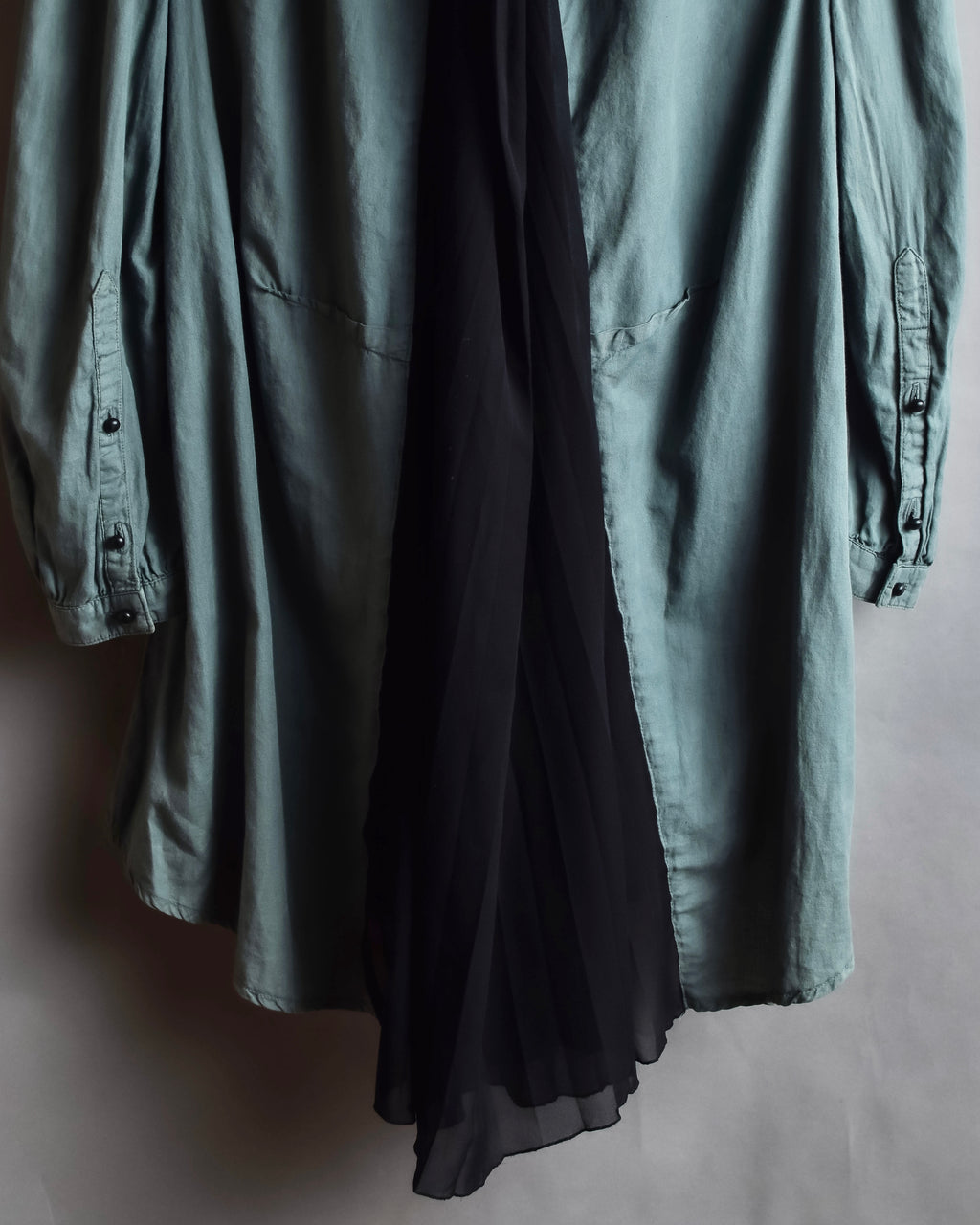 "UNDERCOVER" Raw edge frill design military-like shirt tunic