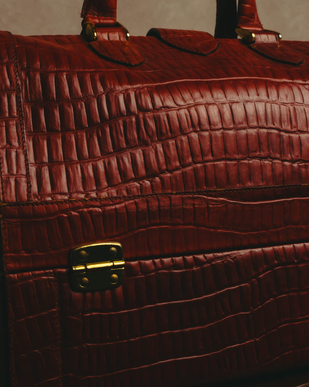-SPECIAL- “Giorgio Armani” 90’s-00’s Crocodile embossed leather frame bag