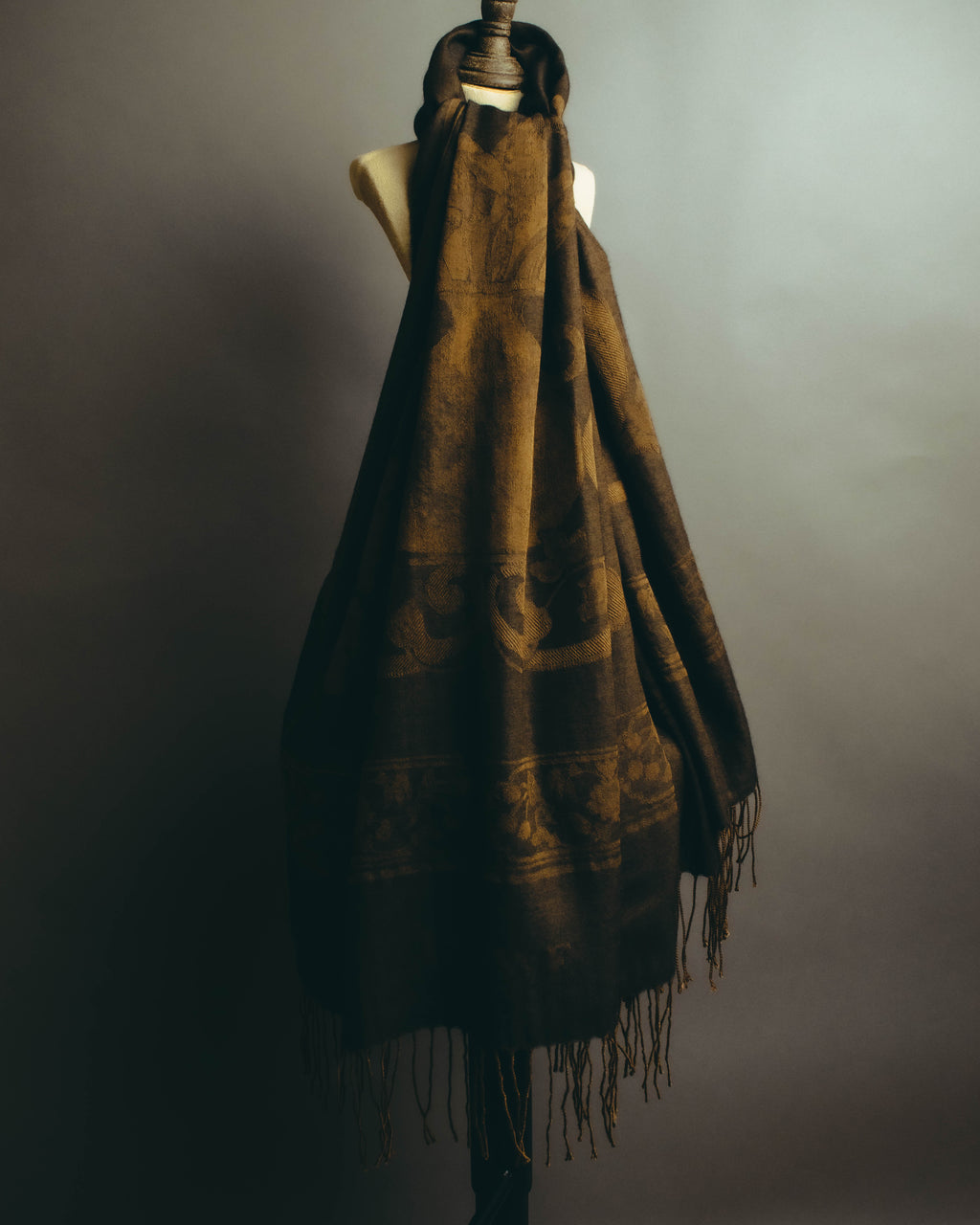 -SPECIAL- “LOEWE” 90’s-00’s Botanical anagram jacquard fringe stole