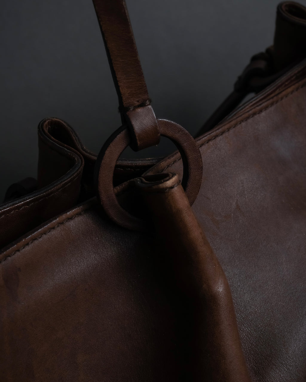 "GUCCI" Horizontally elegant silhouette oiled leather one-shoulder bag