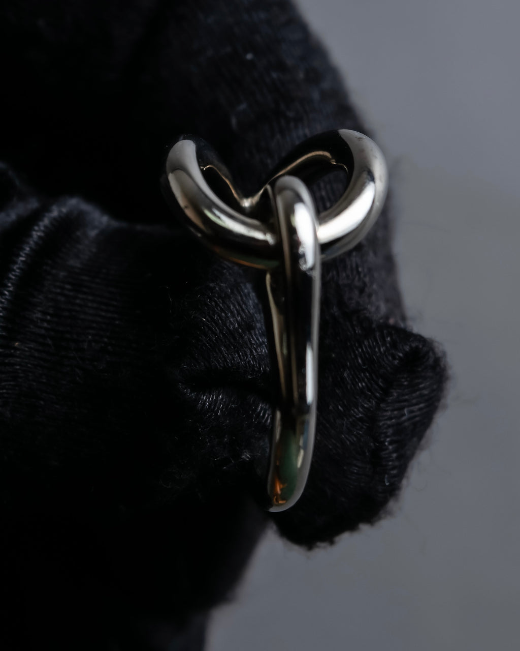 "HERMES" Jumbo silver scarf ring