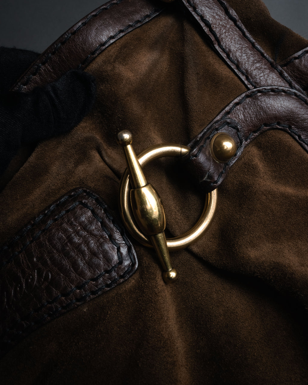 -SPECIAL- “GUCCI” 2005-2008 suede toggle shoulder bag