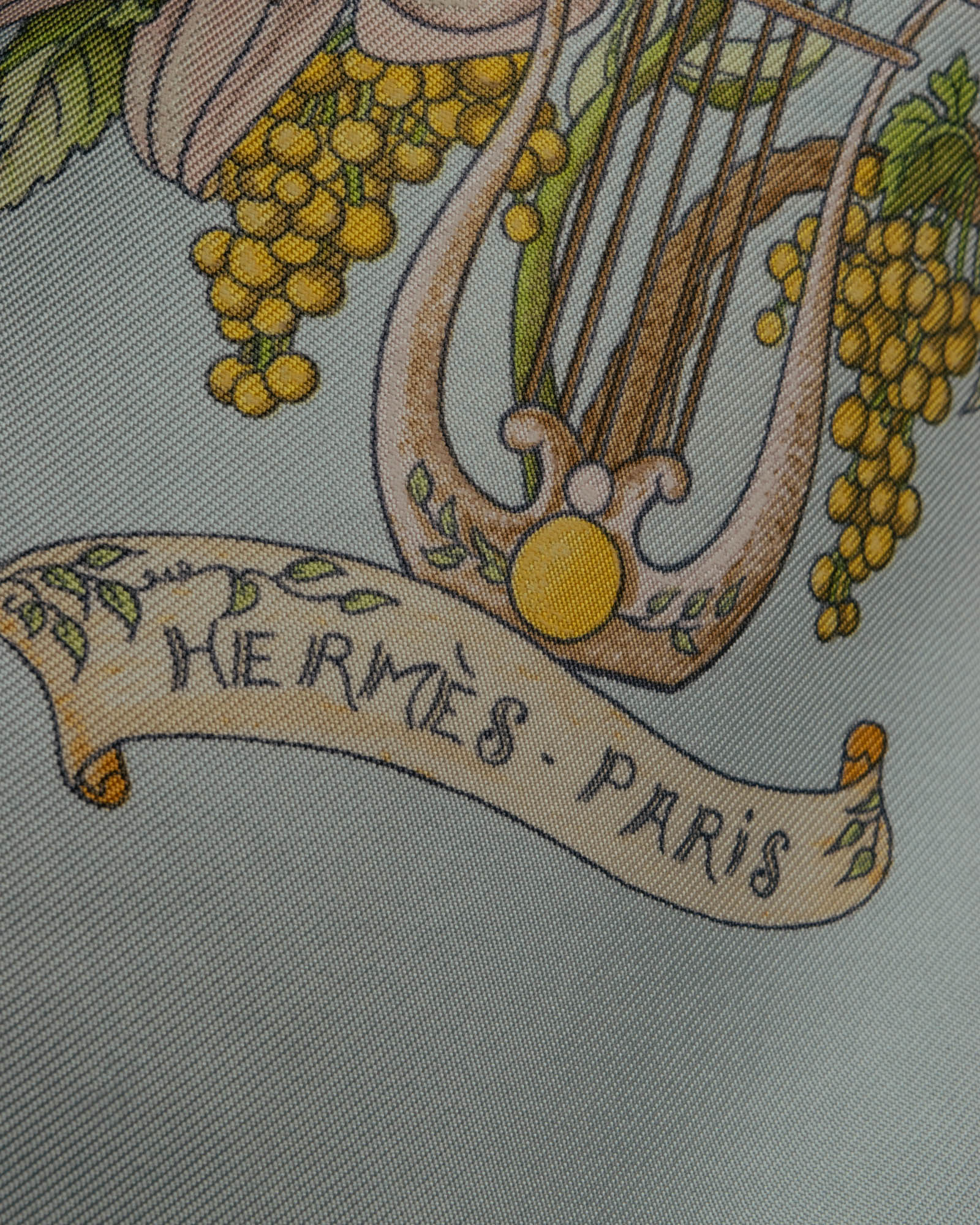 "HERMÈS" 00's Au pays de cocagne silk scarf