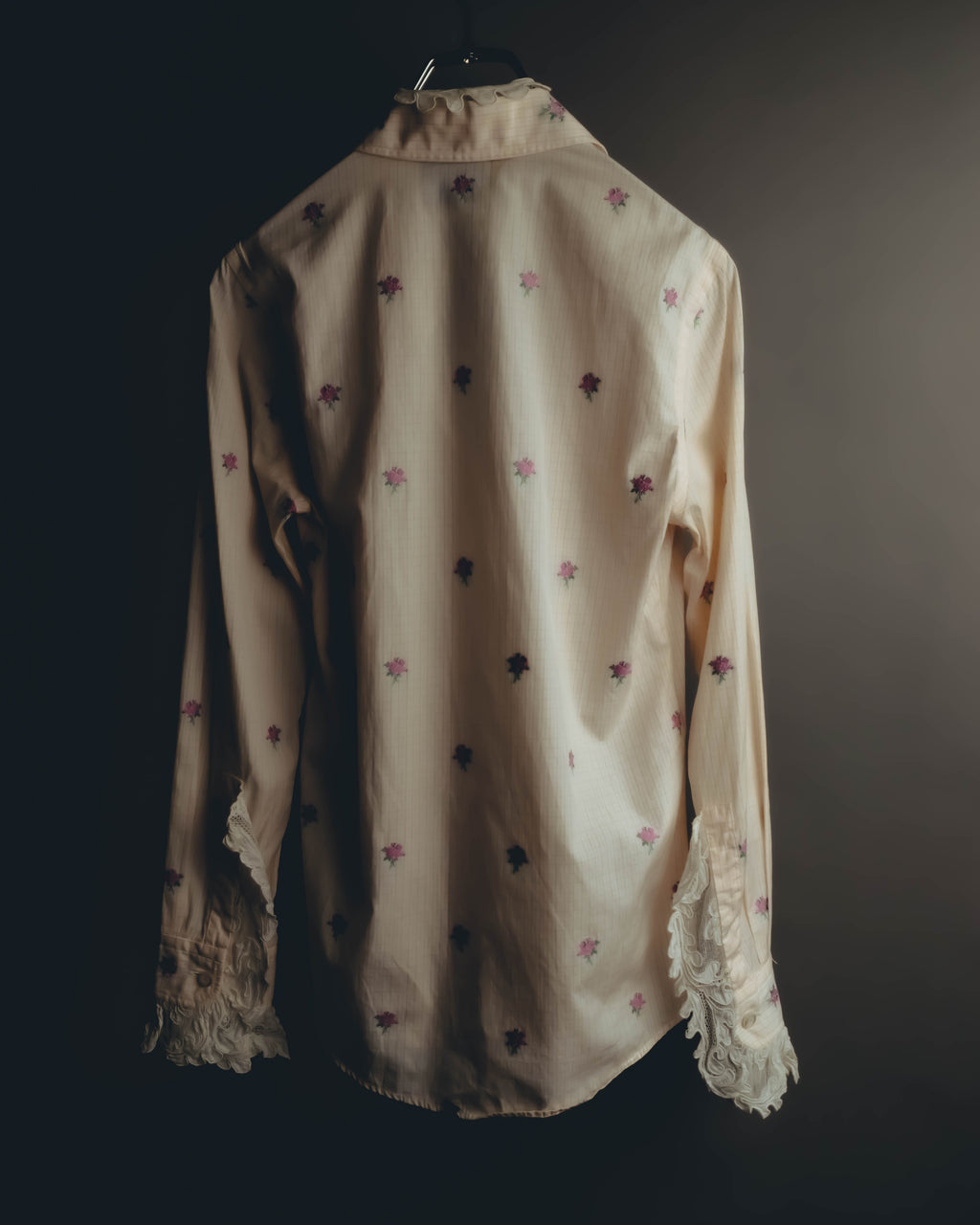 "GUCCI" 2010's-20's Romantic embroidered lace blouse