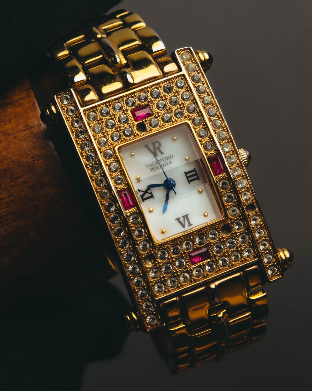 "VALENTINO ROLENTA" 90's-00's Decorative rhinestone quartz watch