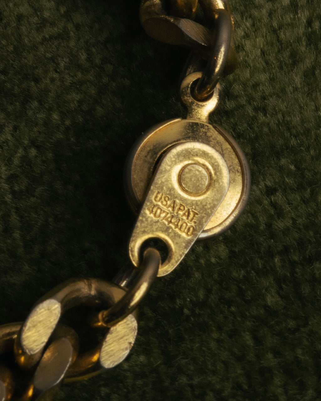 “VALENTINO“ 80’s-90’s Logo enamel ID chain bracelet