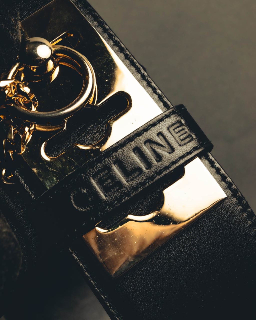 "CELINE" 18's-Glossy black chain leather belt