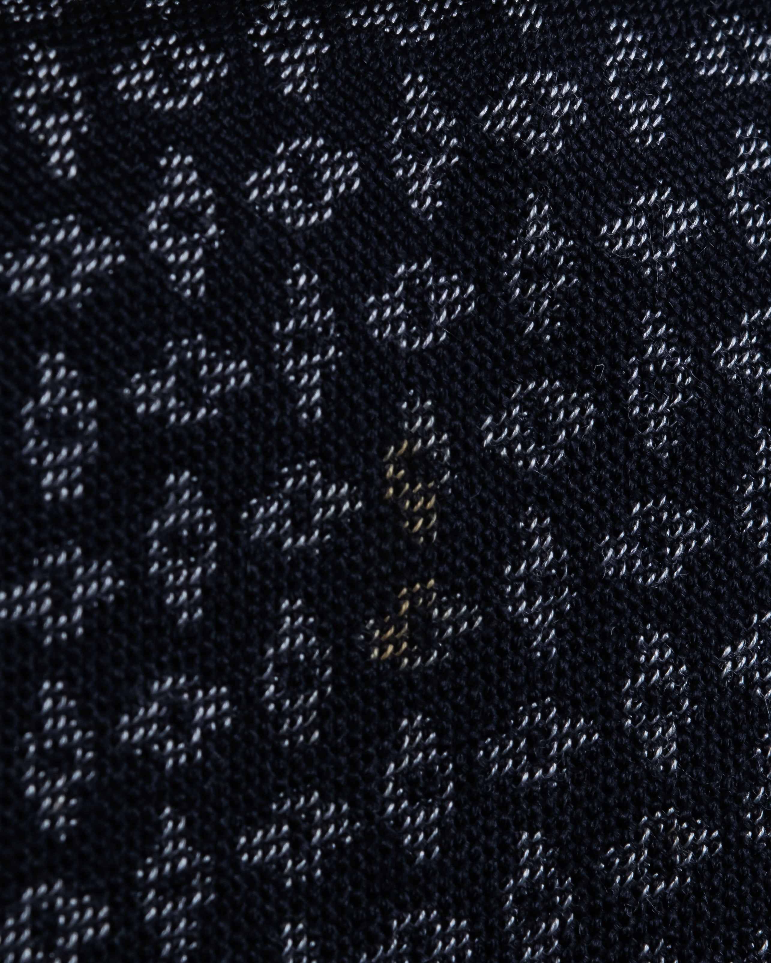 "GIORGIO ARMANI" Small pattern silk necktie