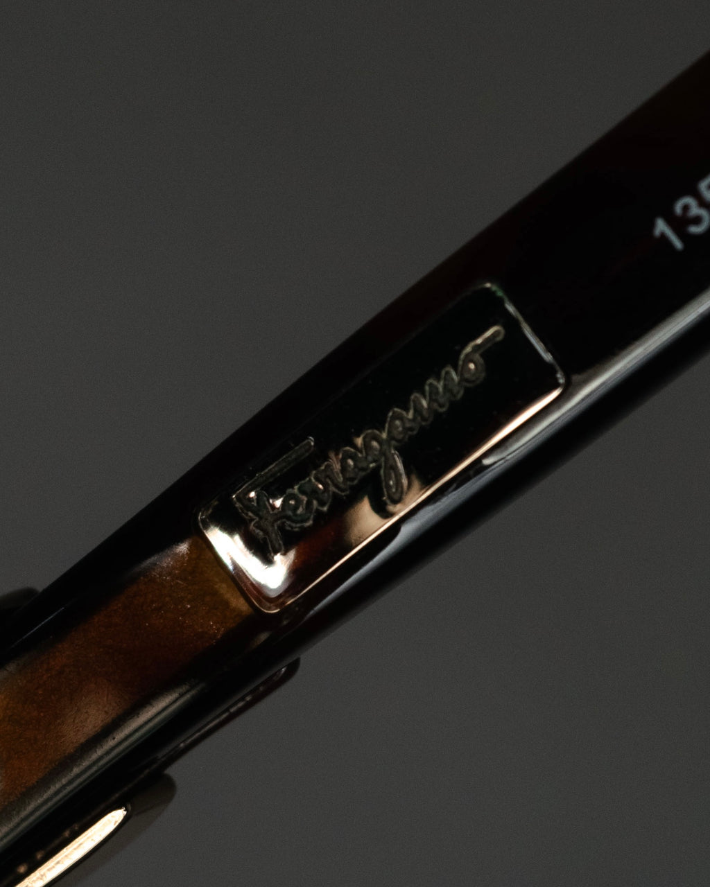 “Salvatore Ferragamo” 2010’s Havana acetate oversized sunglasses