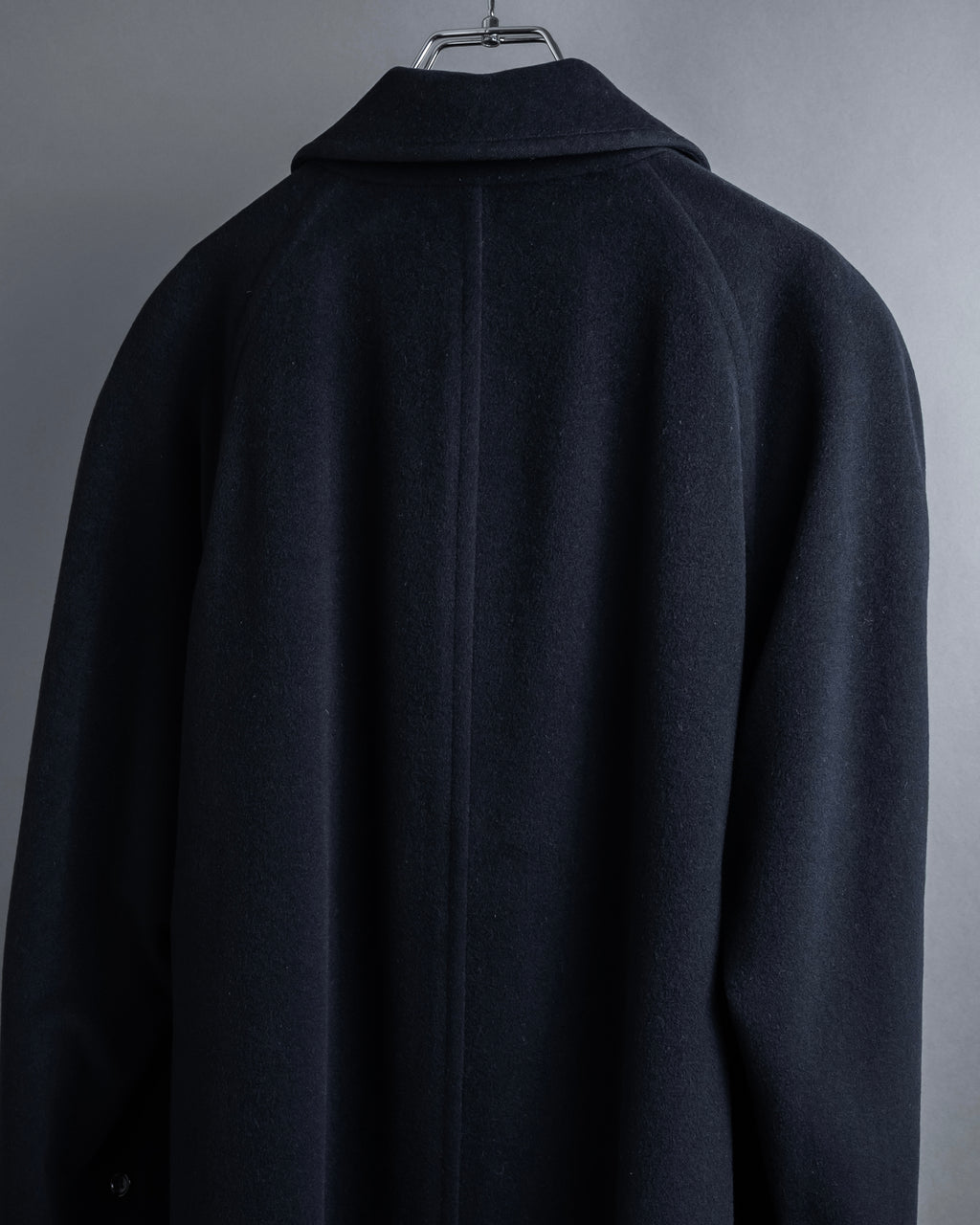 "BURBERRYS" High density wool stand collar coat