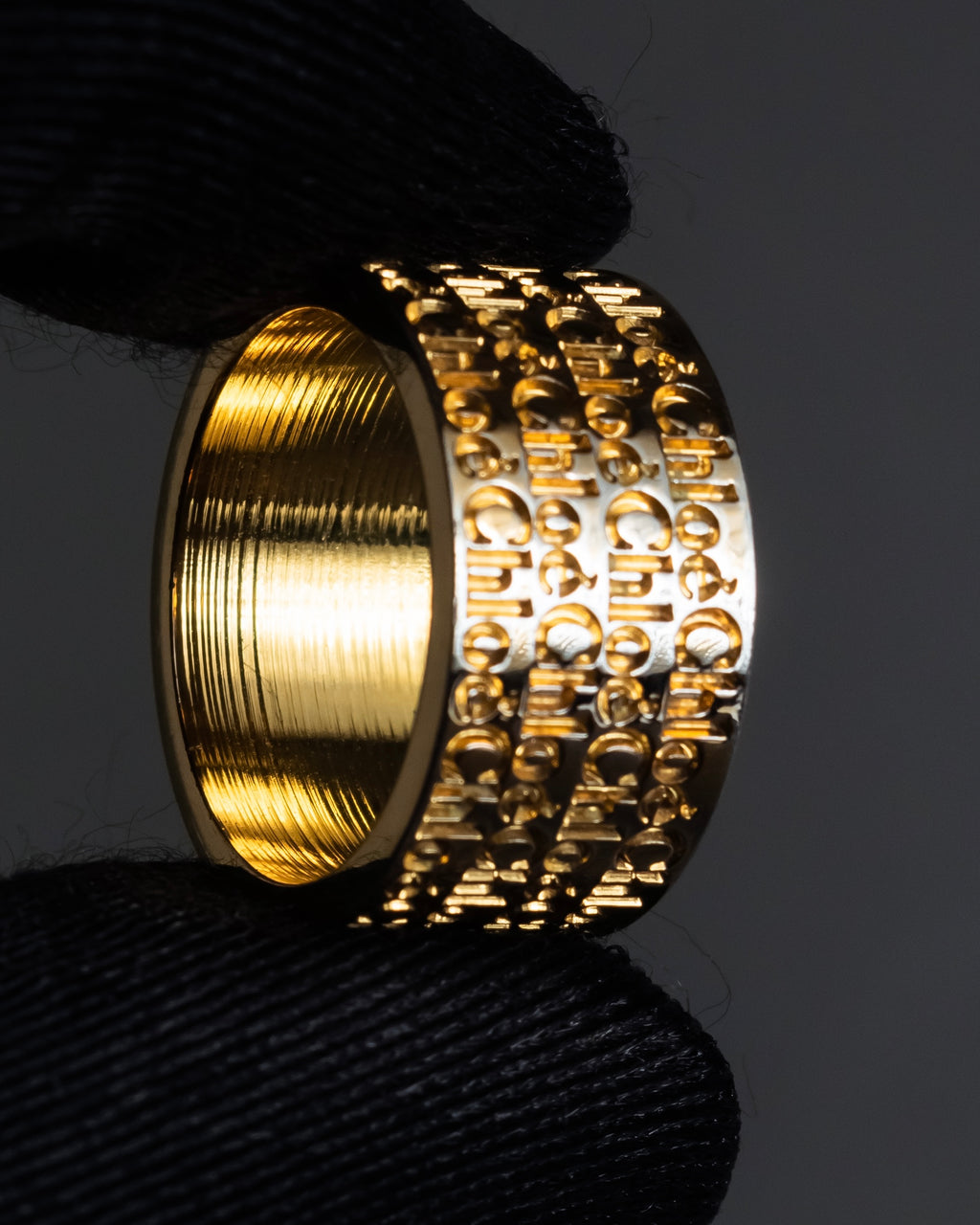 "Chloe" Logo engraved design gold tone ring