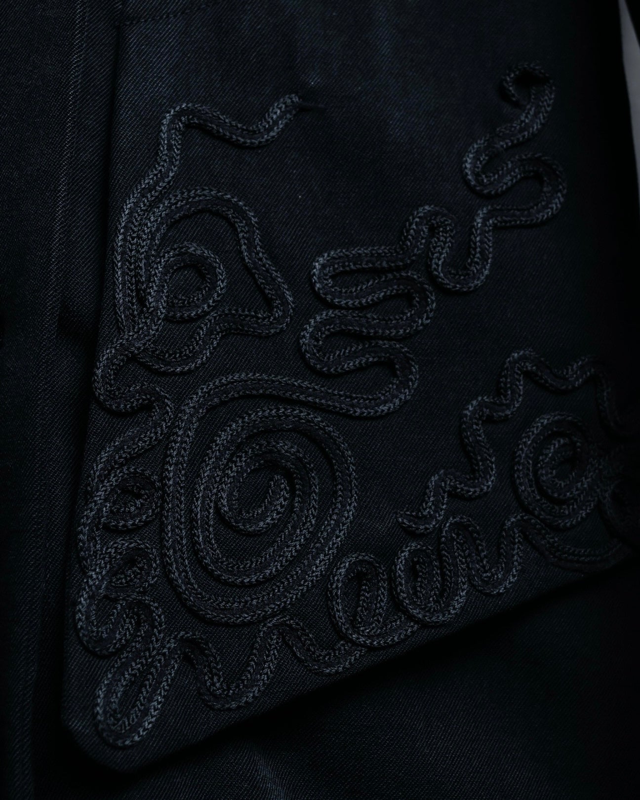 Hiroko Koshino Thin Long Embroidered Coat