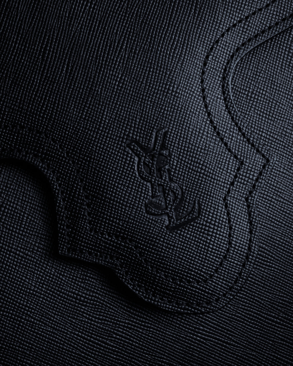 "YVES SAINT LAURENT" Cassandra logo engraved flap design leather bag