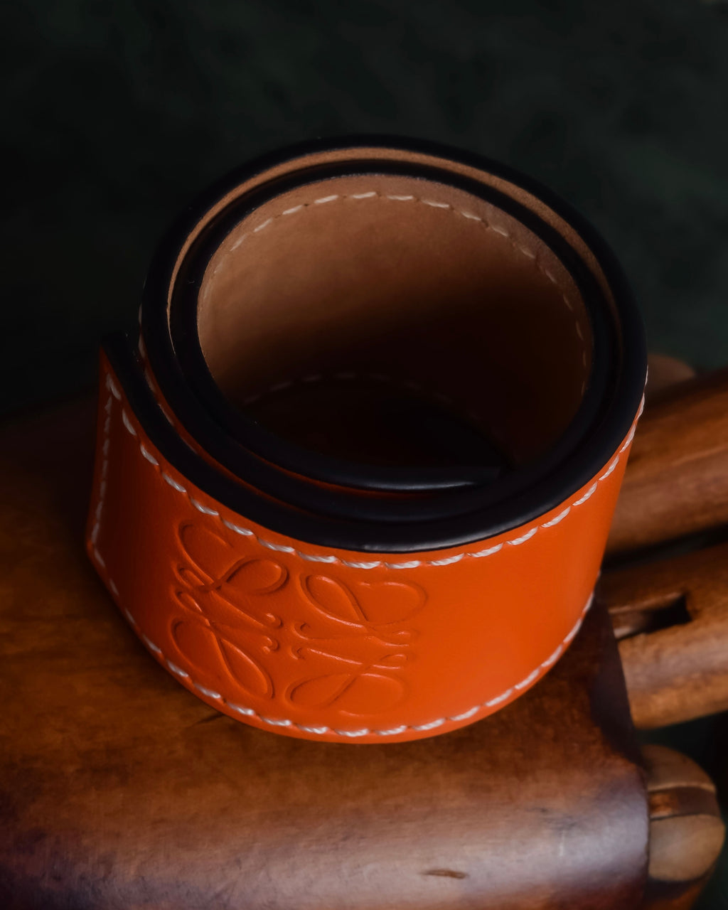 "LOEWE" Anagram logo engraved leather bracelet