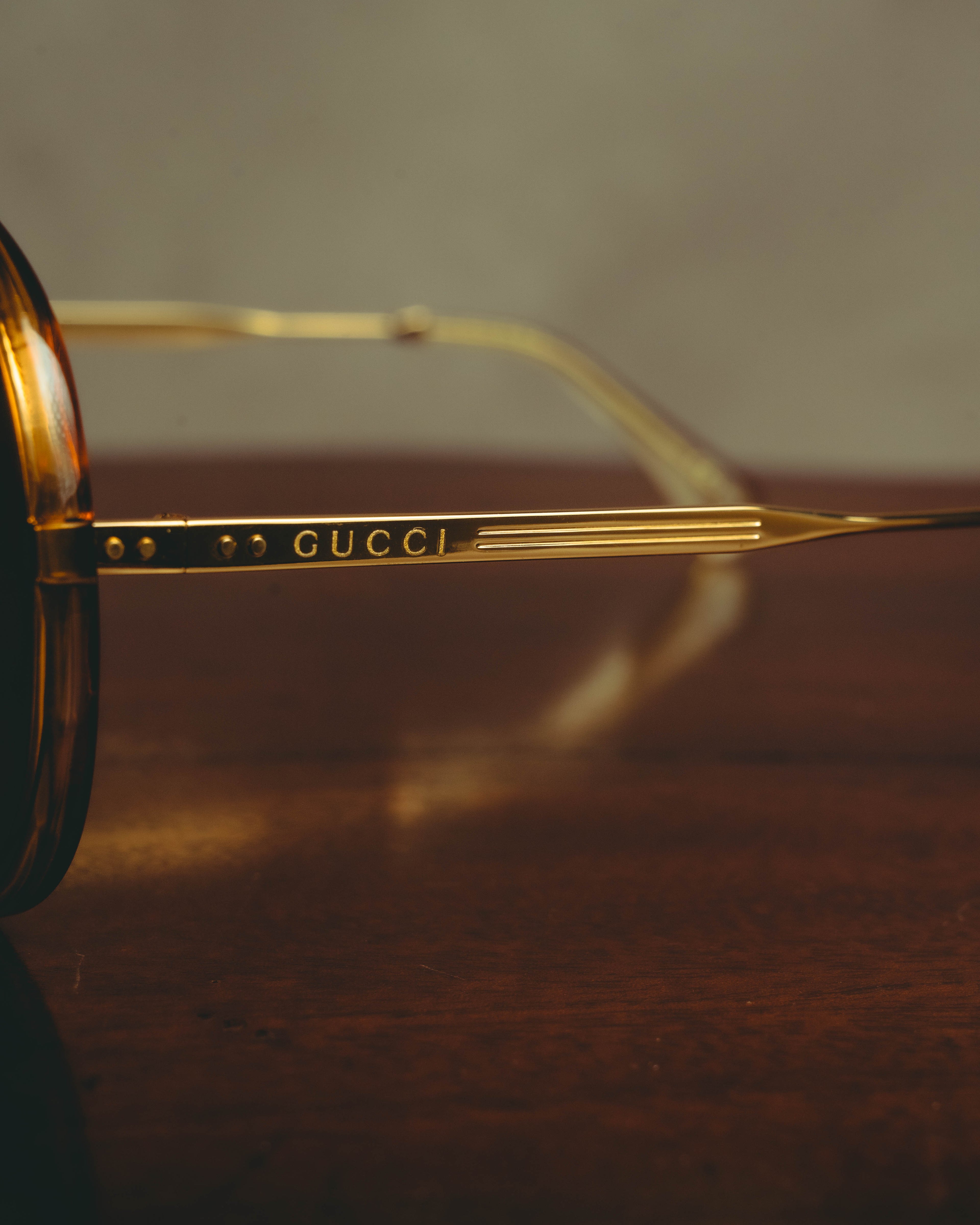 –SPECIAL– "GUCCI" 2020's Bold aviator sunglasses
