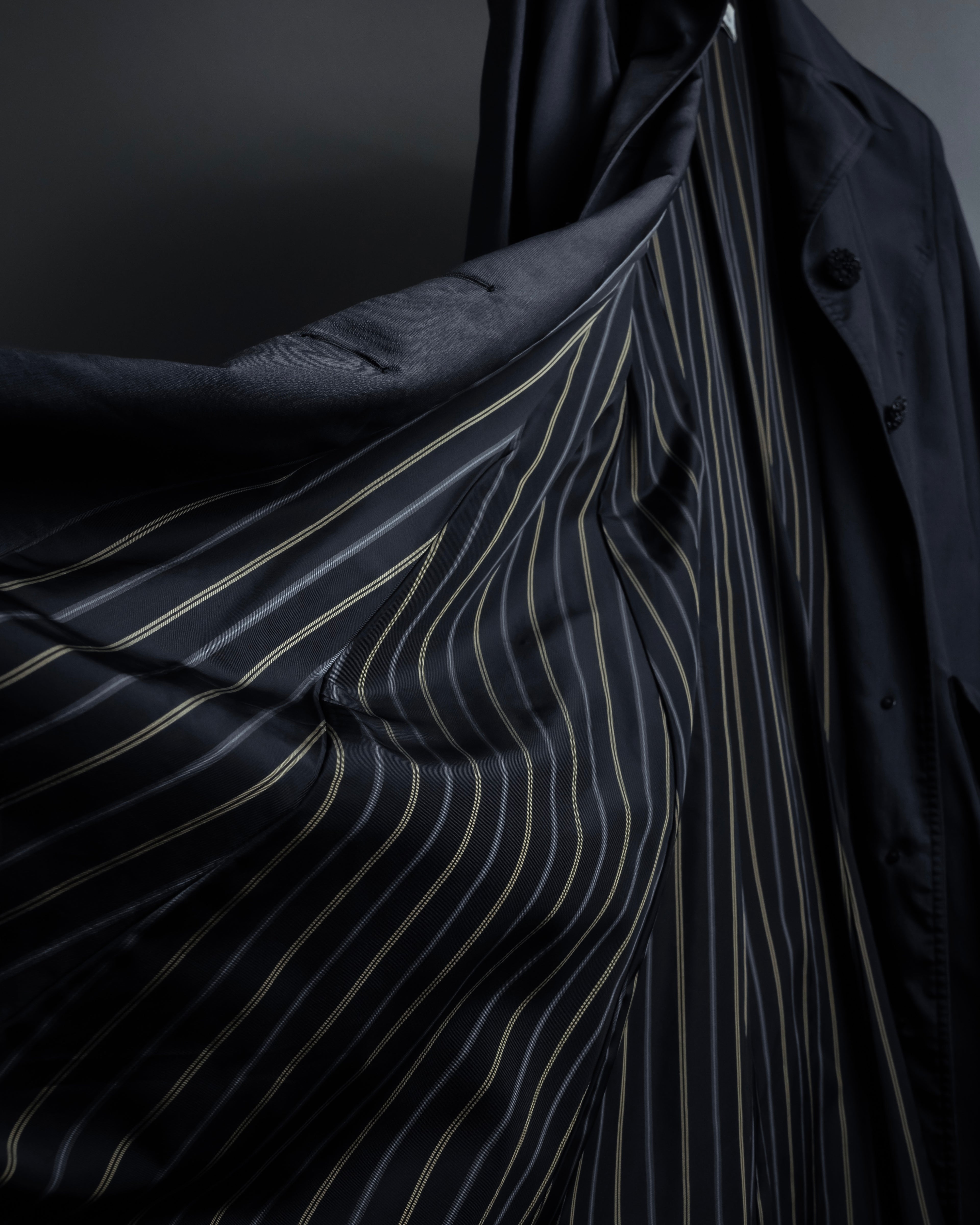 "Christian Dior" Waist shaped princess-line silhouette coat