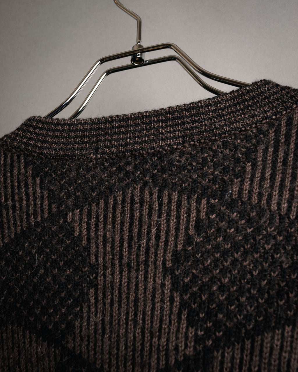 “Yves Saint Laurent” 80’s-90’s geometric knit cardigan