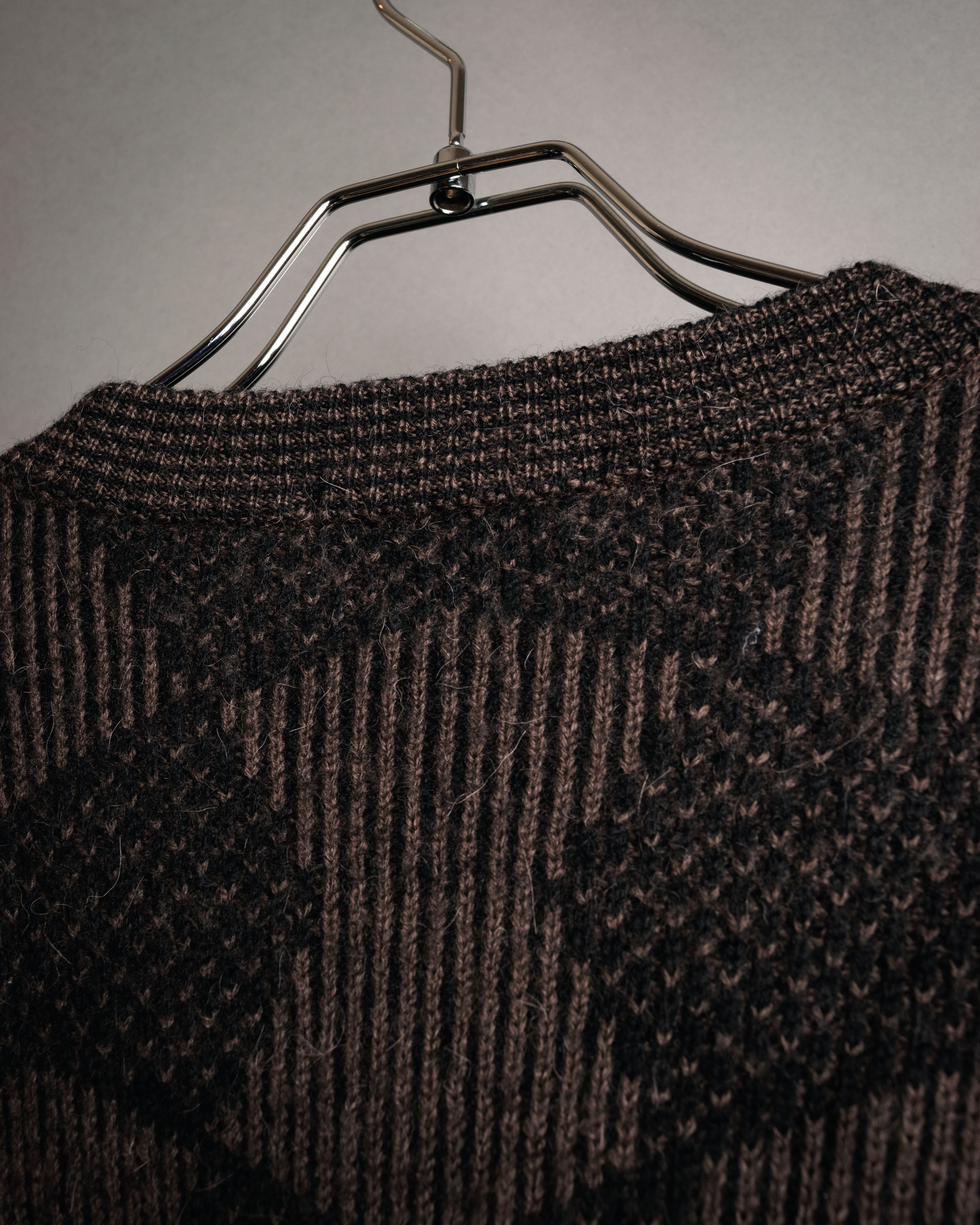 “Yves Saint Laurent” 80’s-90’s geometric knit cardigan