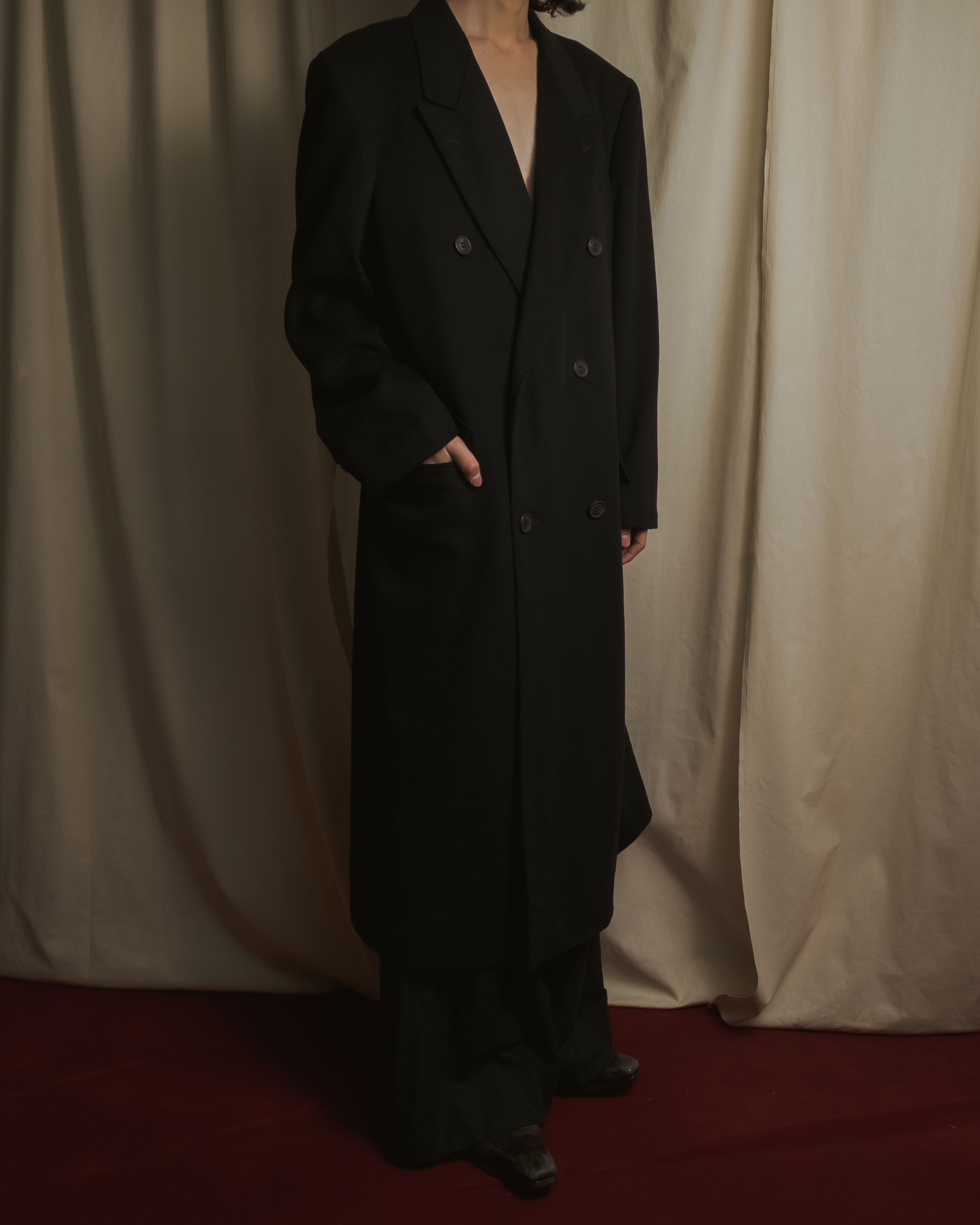 Abrigo doble botonadura de lana de los años 90 de YVES SAINT LAURENT