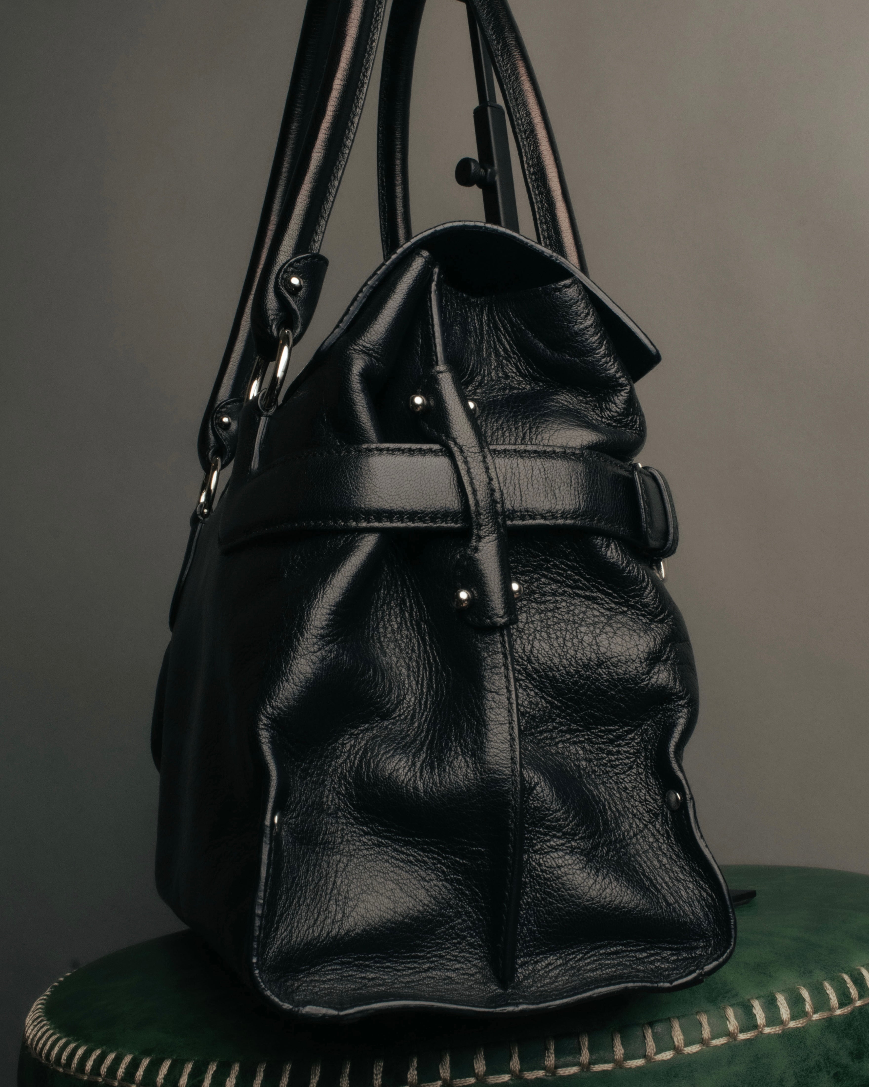 “Salvatore Ferragamo“ 00’s-10’s Gancini ring hardware leather shoulder bag