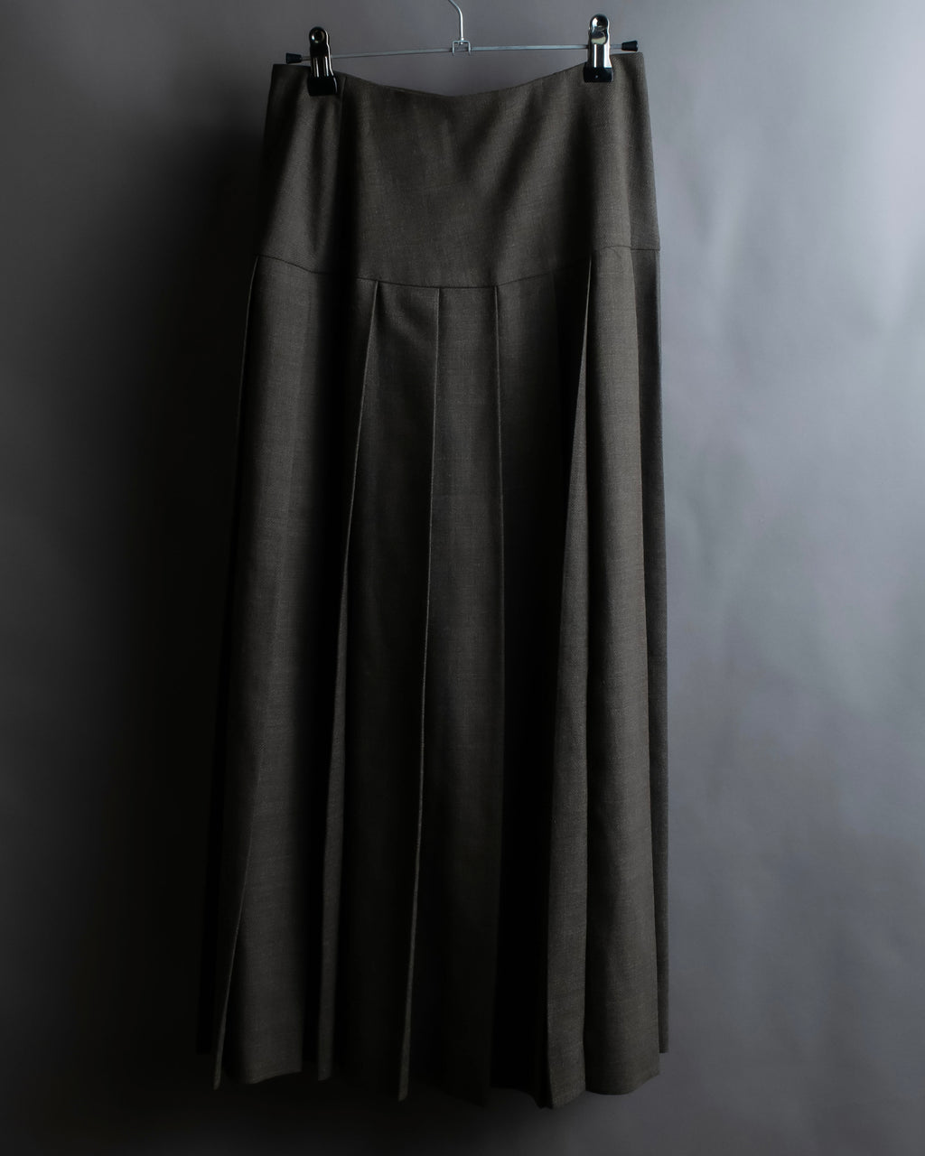 "CHANEL" Side button design pleated flared skirt