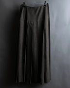 "CHANEL" Side button design pleated flared skirt