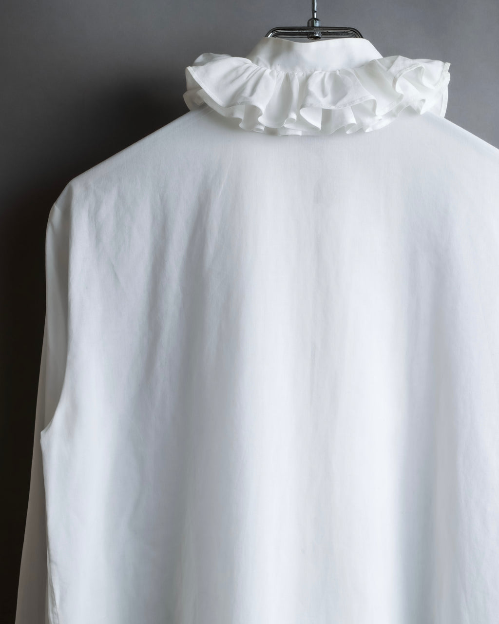 “Dolce&amp;Gabbana” Front volume frill designed shirt