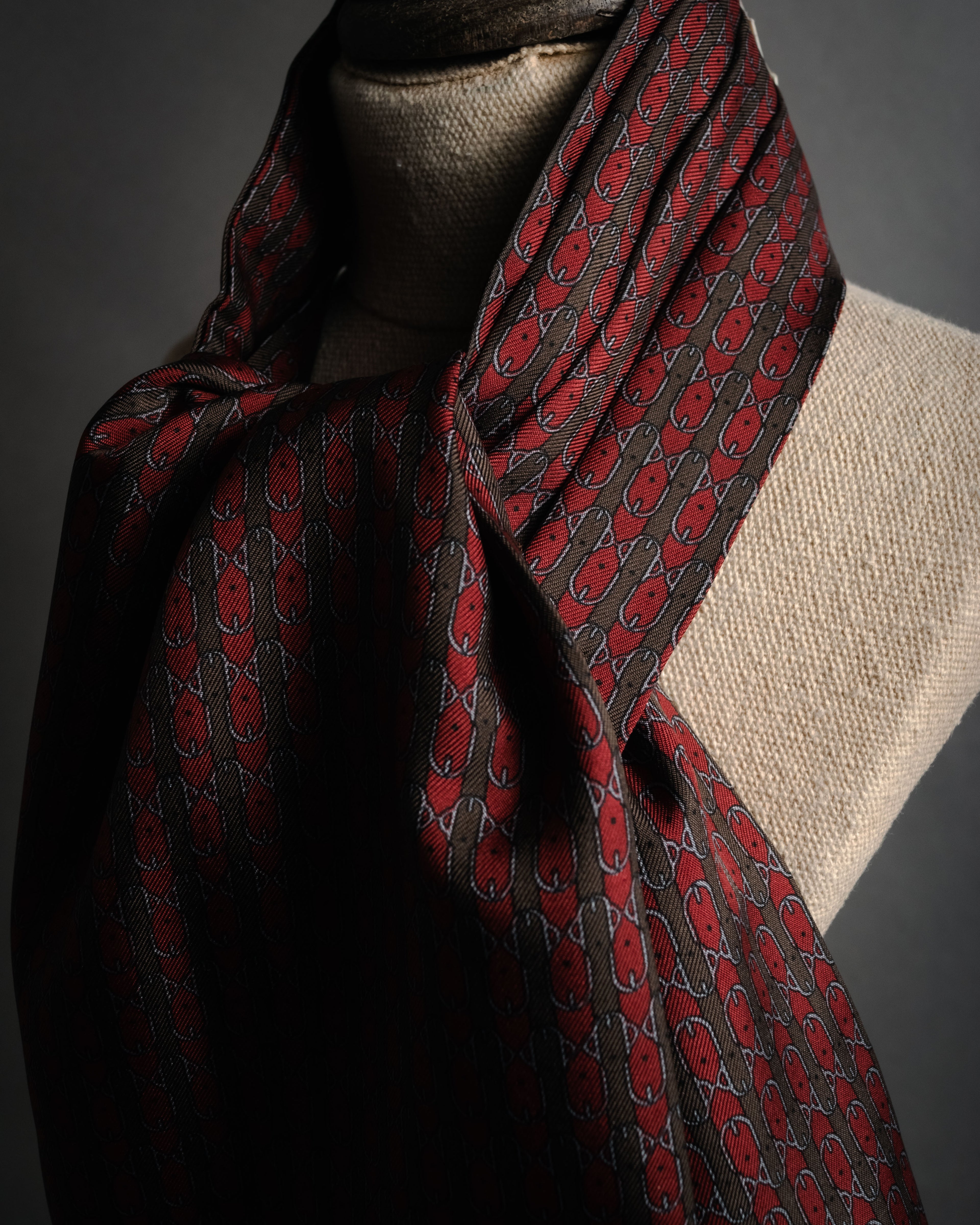 “HERMES” 80’s-90’s Bit motif geometric silk stole