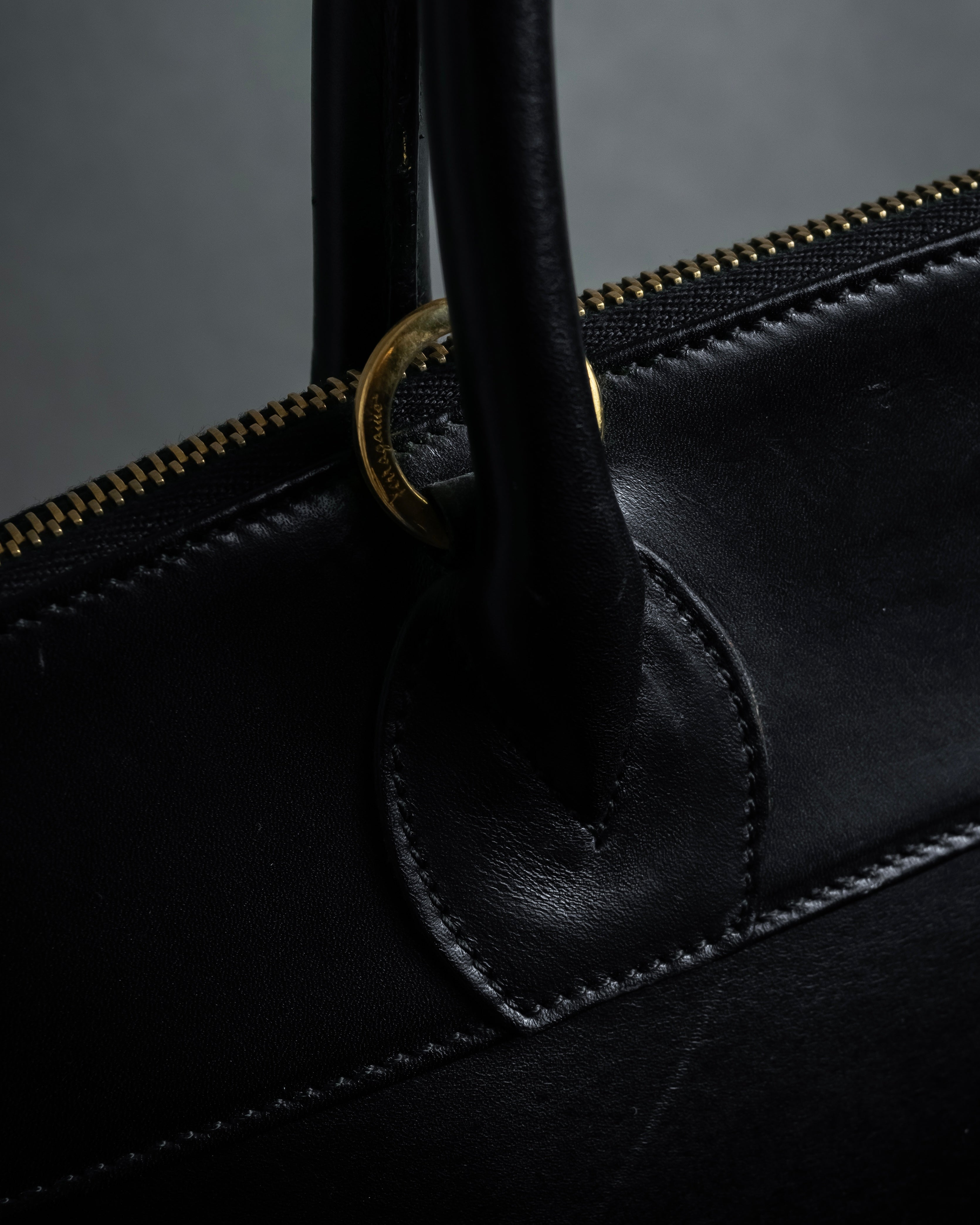 "Salvatore Ferragamo" 90's Animal motif studs design leather bag