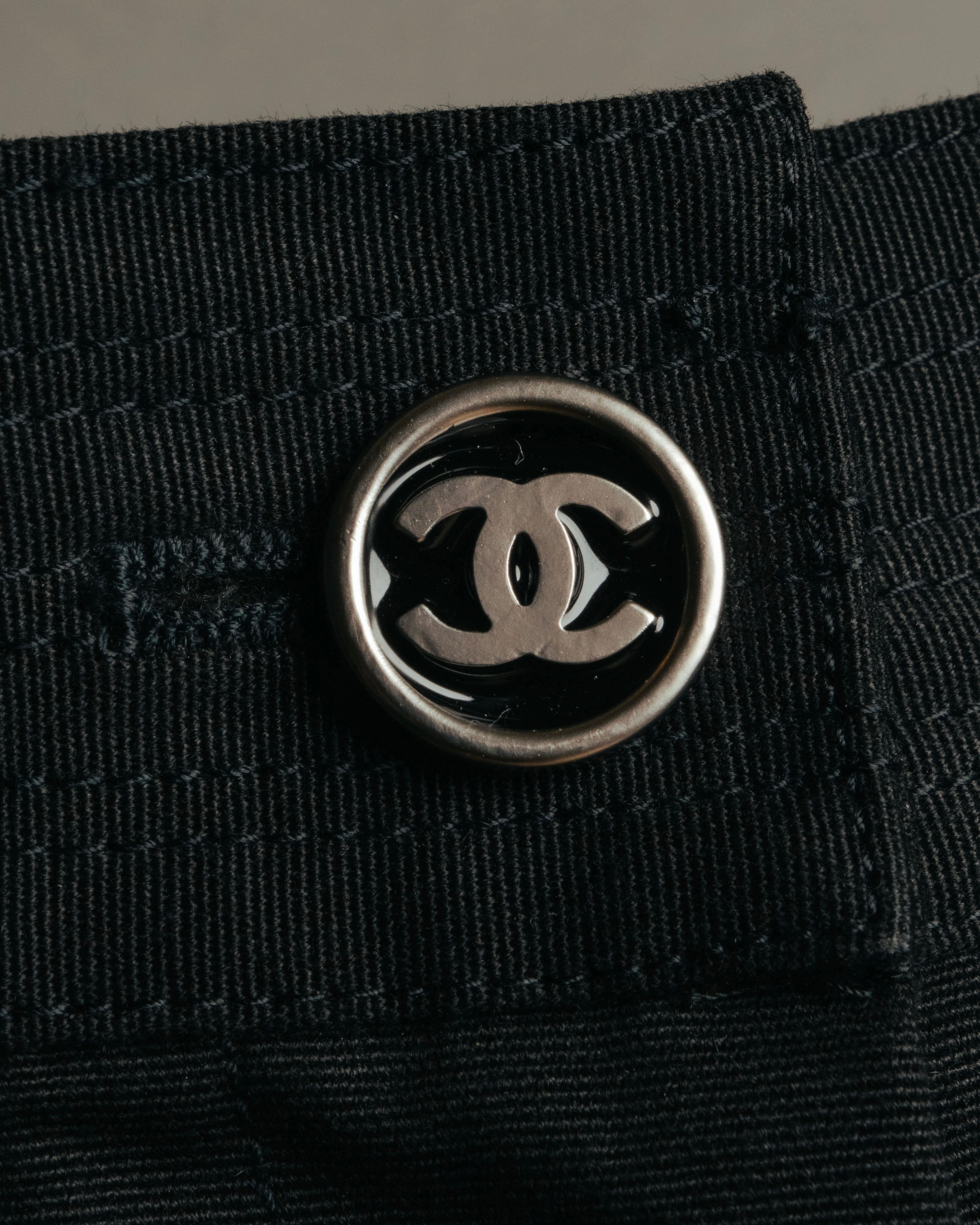 “CHANEL” 2004 Spring grosgrain straight trousers