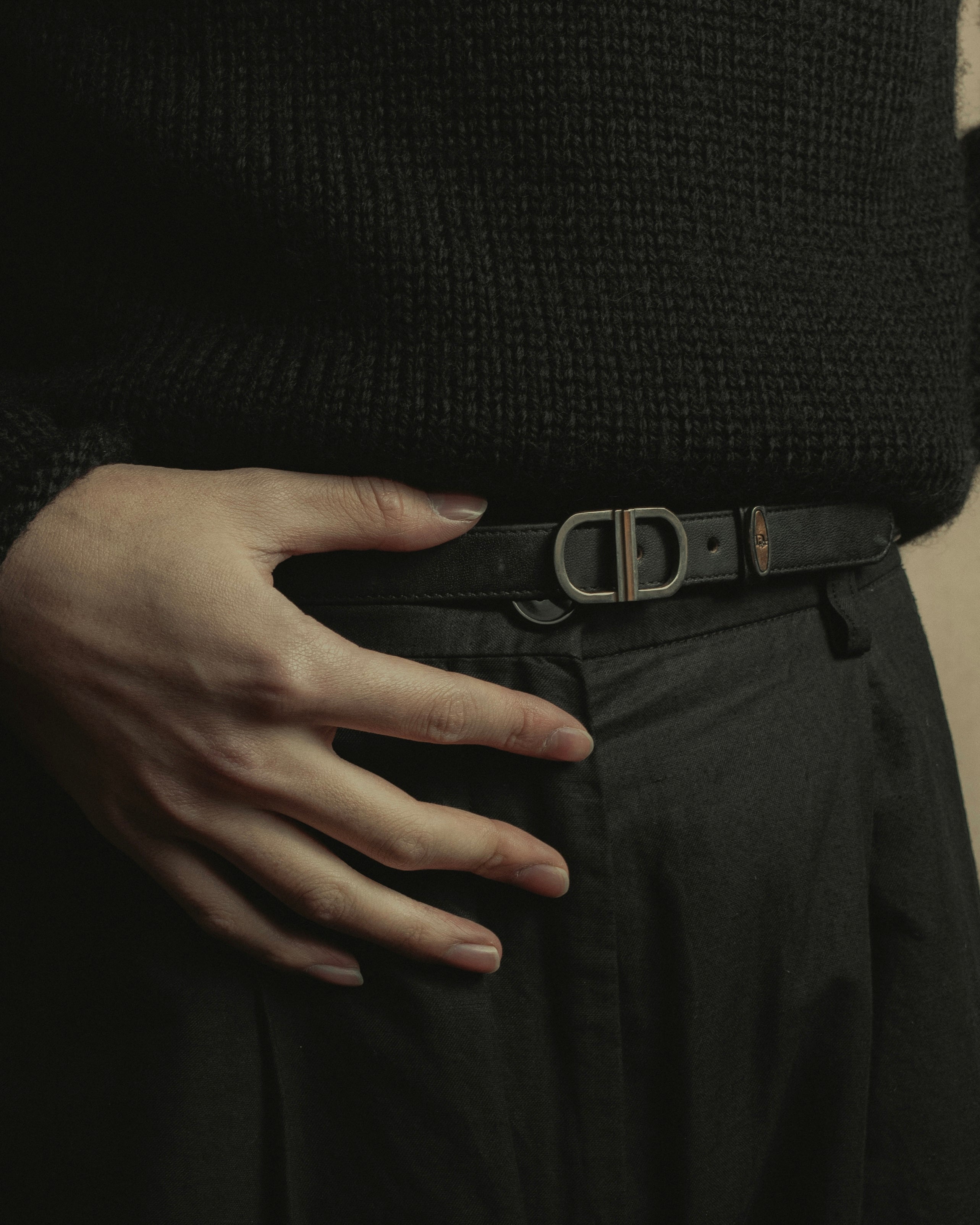 "Christian Dior" Logo buckle slim leather belt